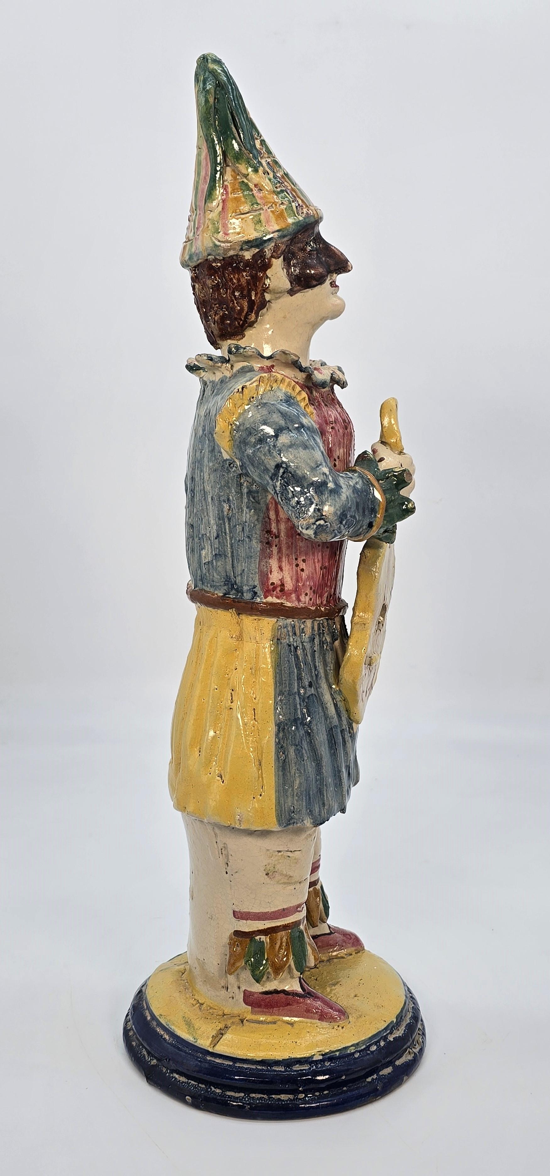 Italian majolica pottery figure of traditional Pulcinella, hand modelled in clay For Sale 1