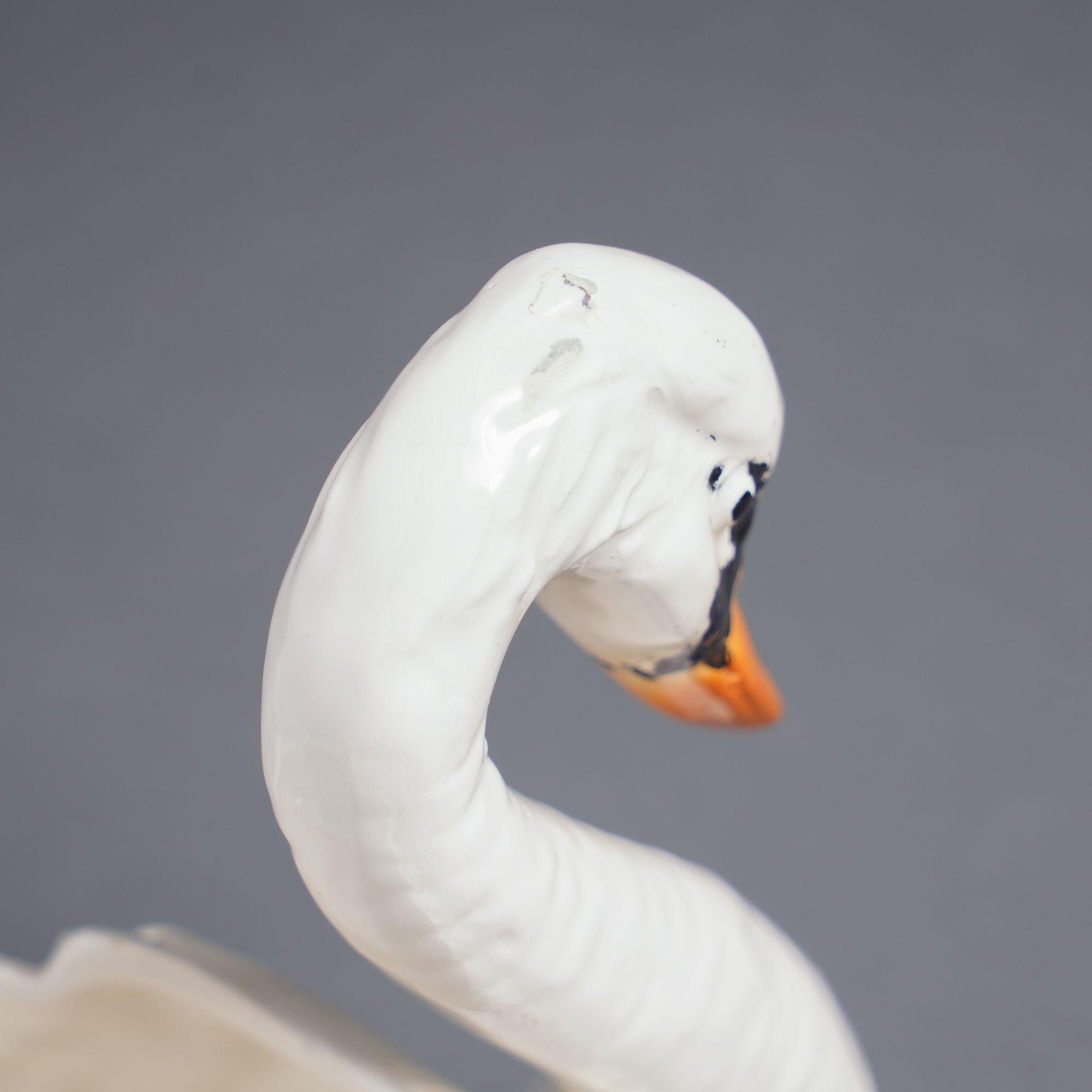 Italian Majolica swan jardiniere, c. 1900-20 7