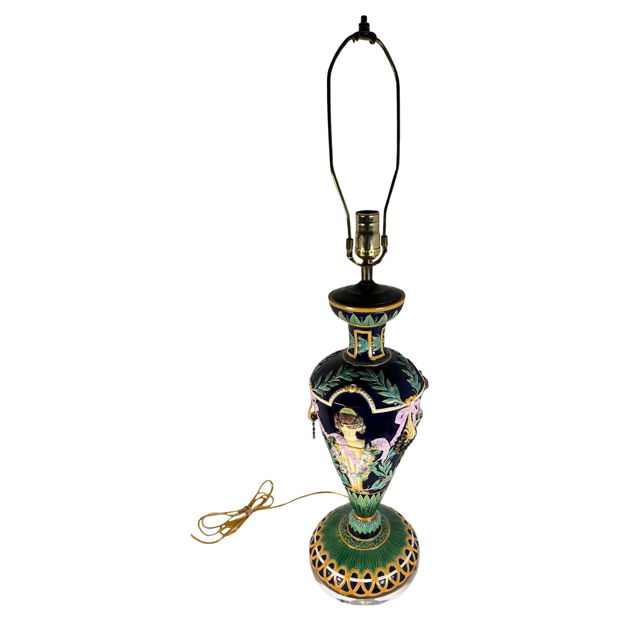 Italienische Majolika-Vase als Lampe