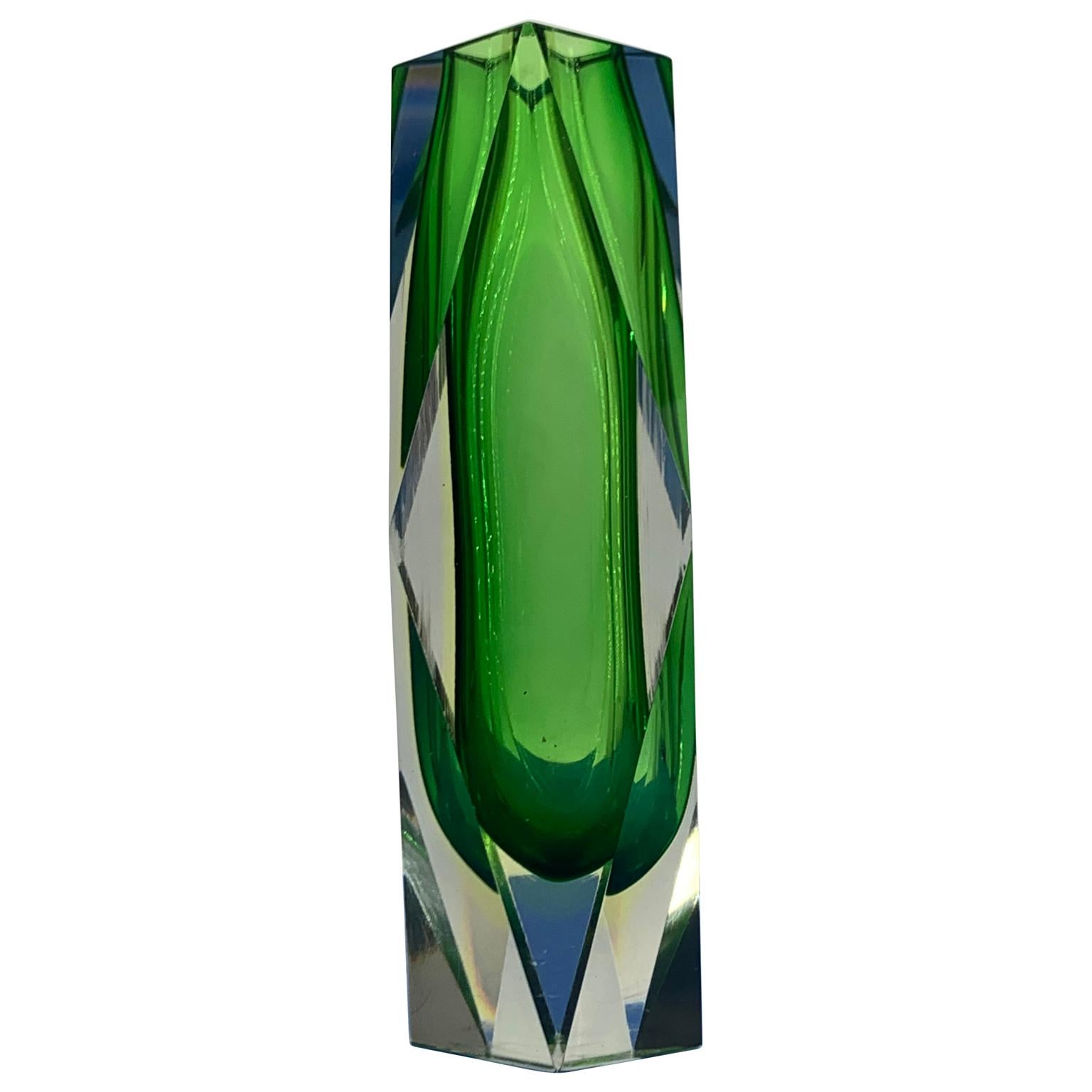 Mid-Century Modern Italian Mandruzzato Faceted Murano Glass Emerald Green Sommerso Vase