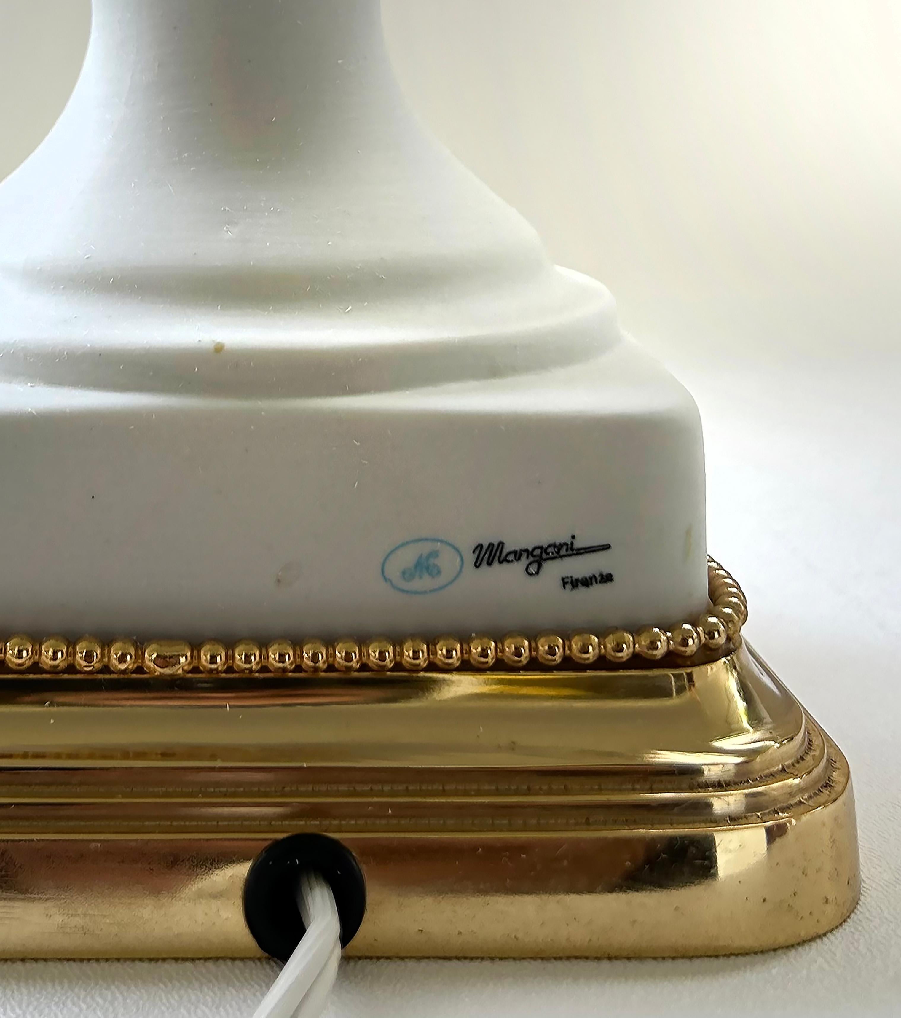 Italienische Mangani Firenze-Tischlampe aus Biskuitporzellan mit 24K  Vergoldete Bronzefassungen im Angebot 9