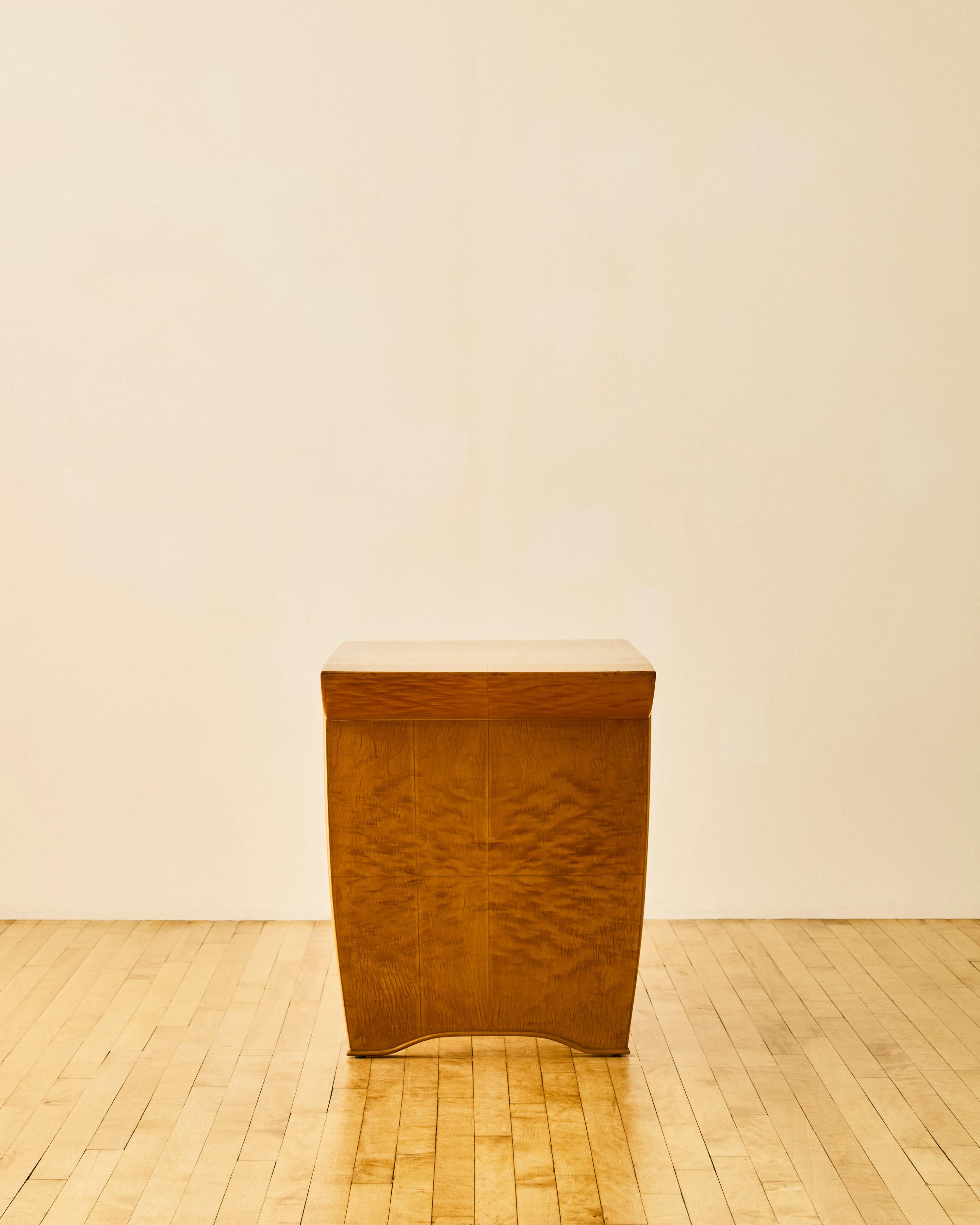 Mid-20th Century Italian Maple and Brass Console c. 1955 For Sale