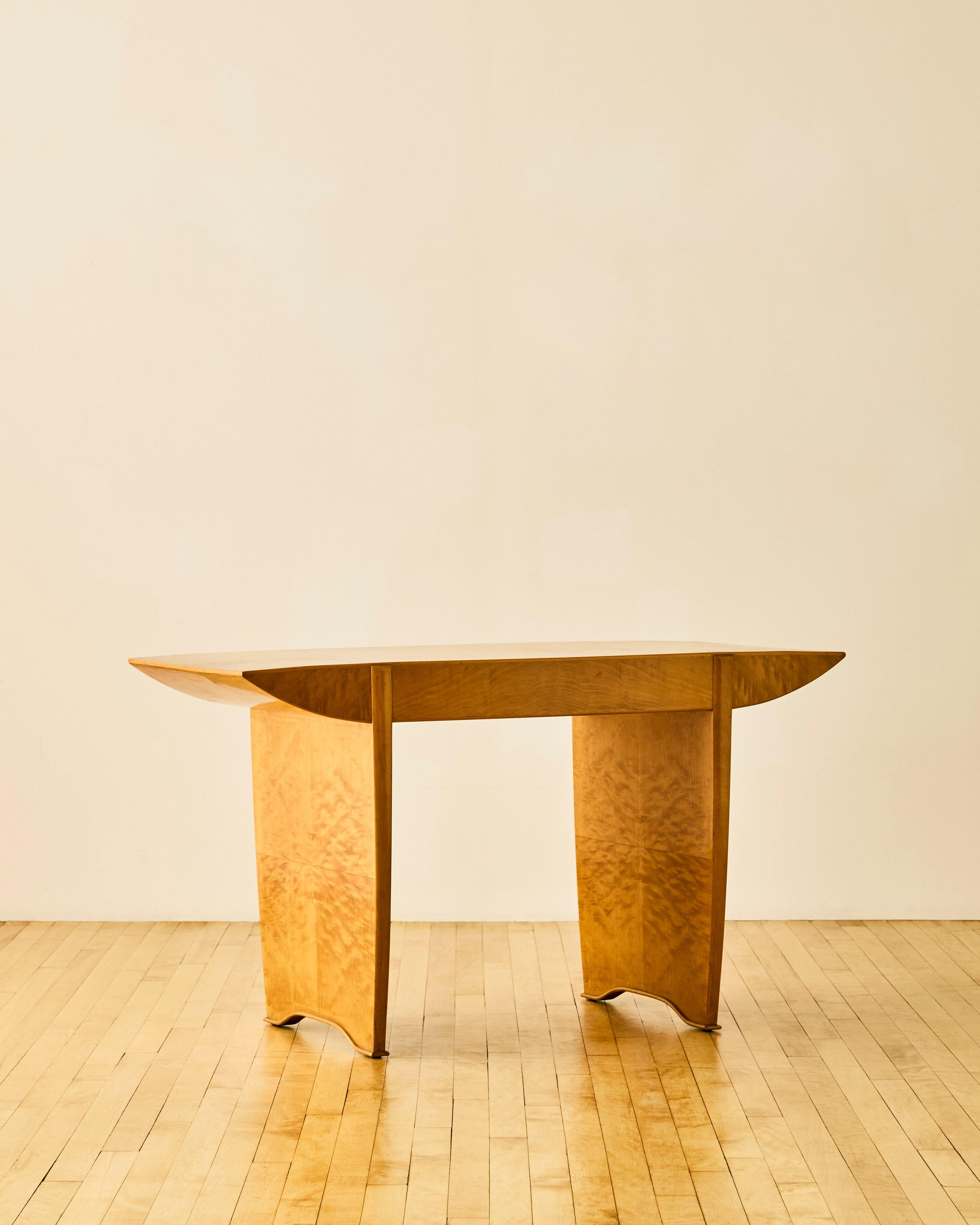 Italian Maple and Brass Console c. 1955 For Sale 1