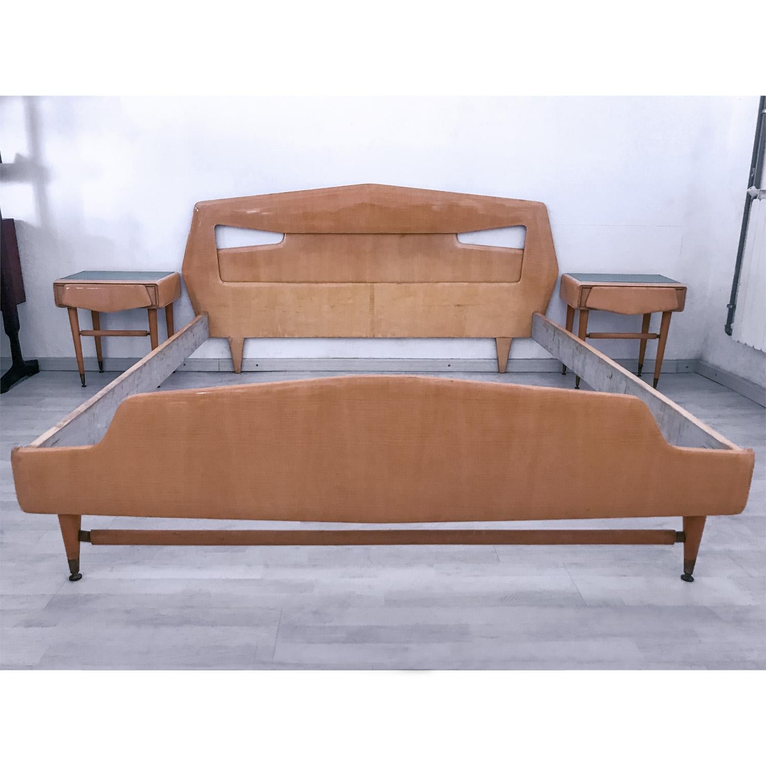 Mid-Century Modern Italian Mid-Century Bed with Bedside Tables attr. to Silvio Cavatorta, 1950s