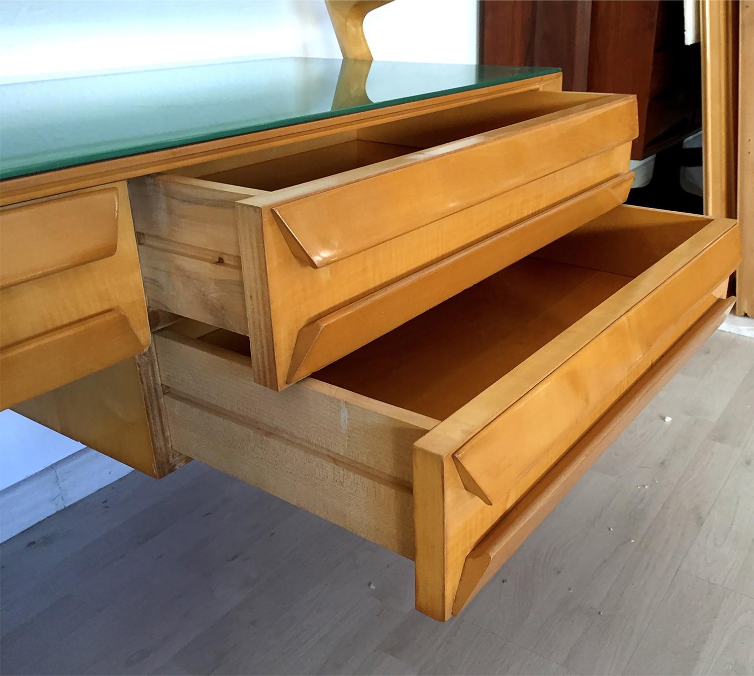 Italian Maple Sideboard Vanity Dresser by Vittorio & Plinio Dassi, 1950s 6