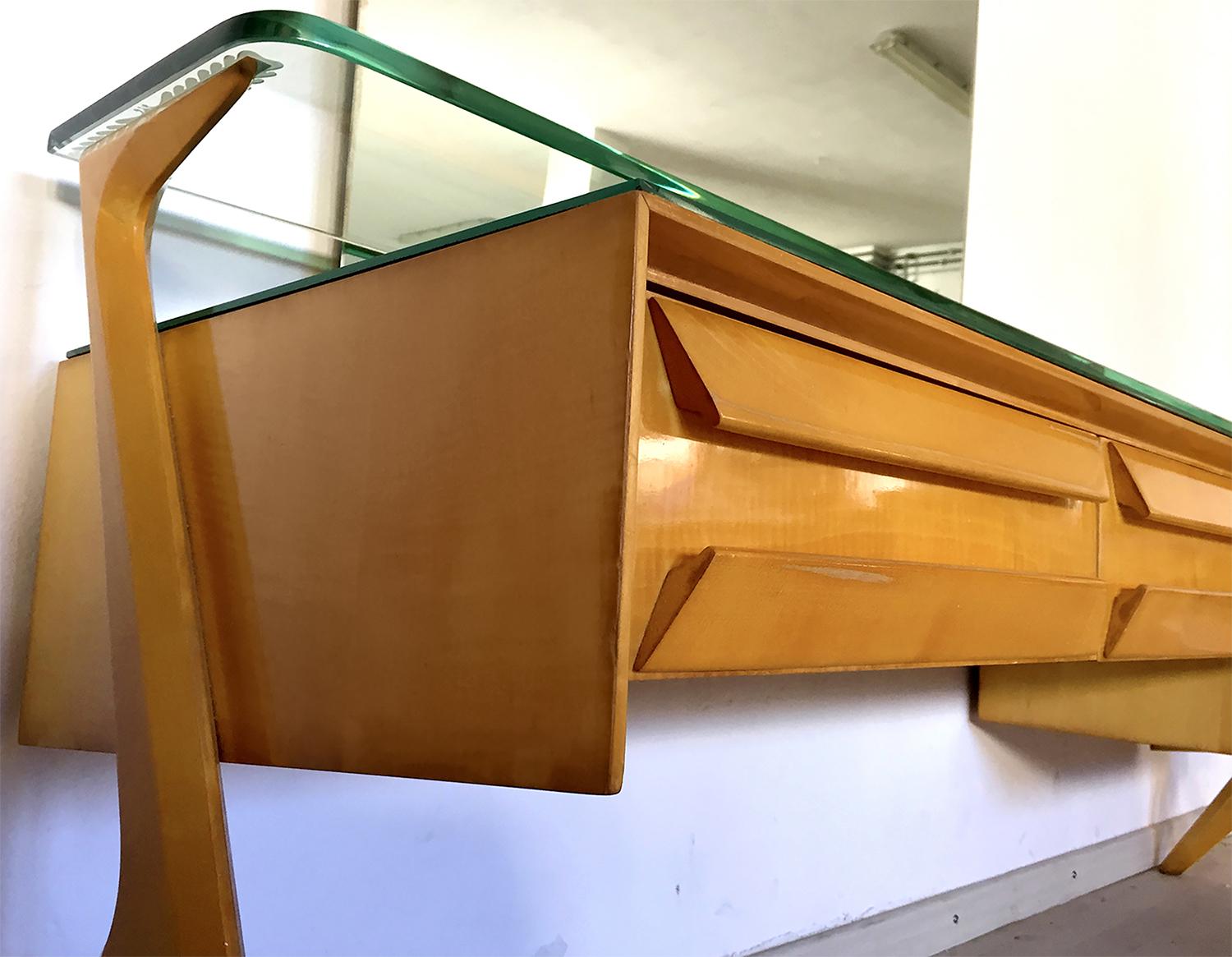 Mid-20th Century Italian Maple Sideboard Vanity Dresser by Vittorio & Plinio Dassi, 1950s