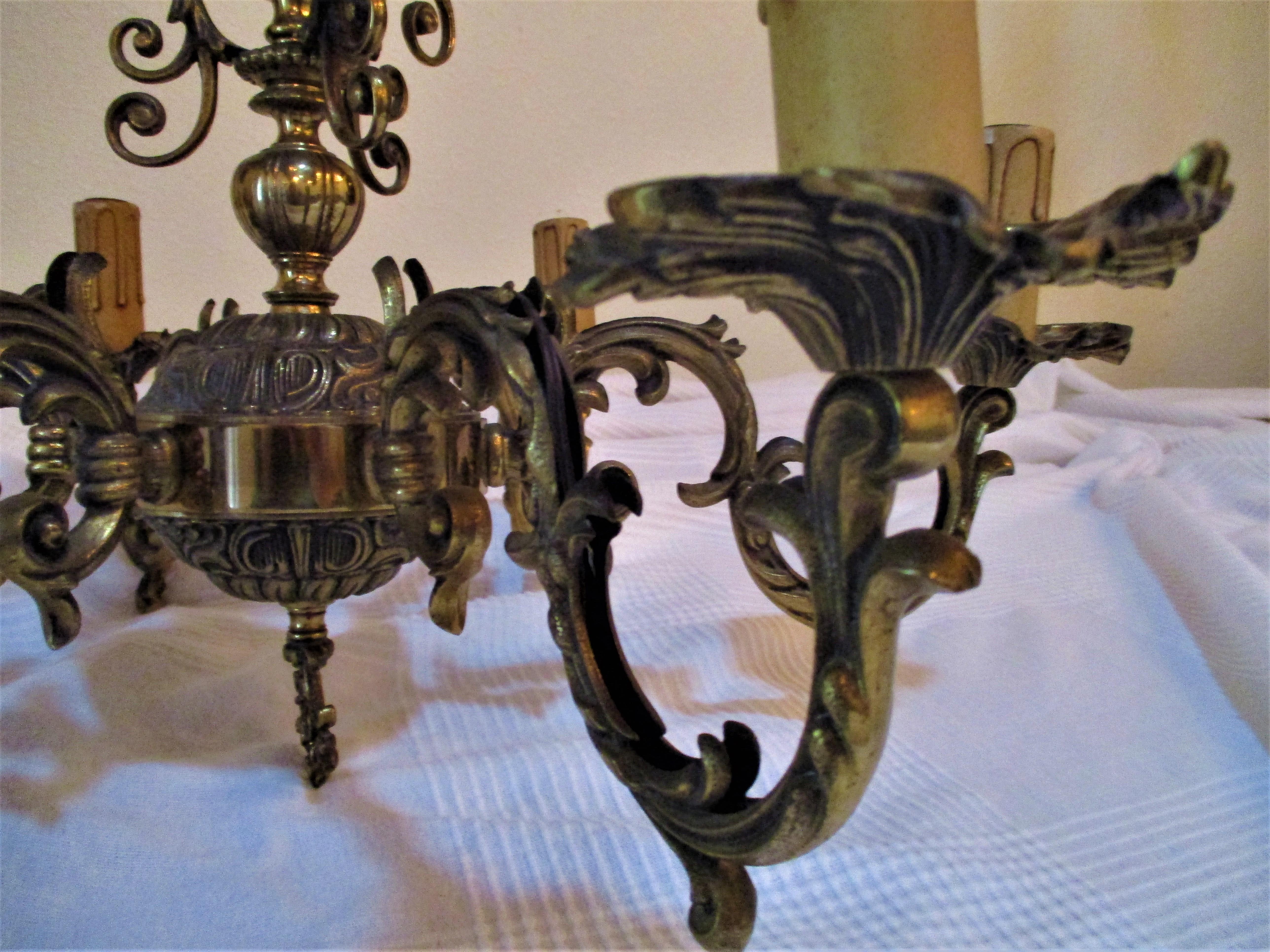 Italian Marble and Brass Baroque Six Light Chandelier (Barock)