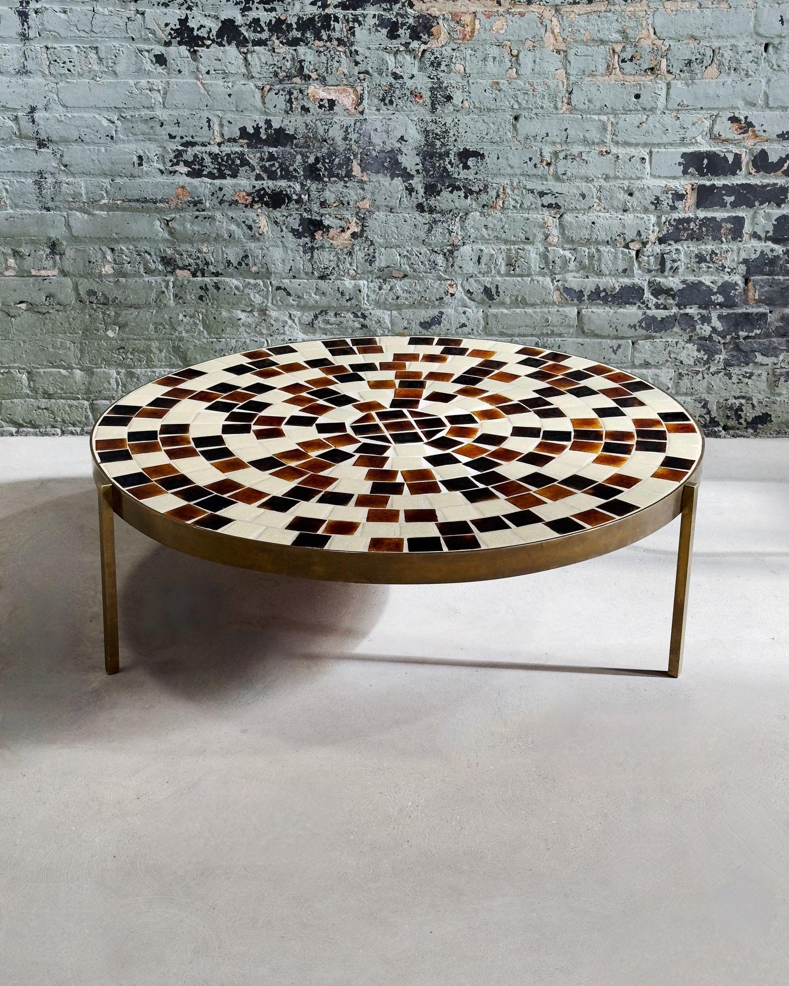 Mid-Century Modern Italian Marble and Brass Coffee Table, 1970 For Sale