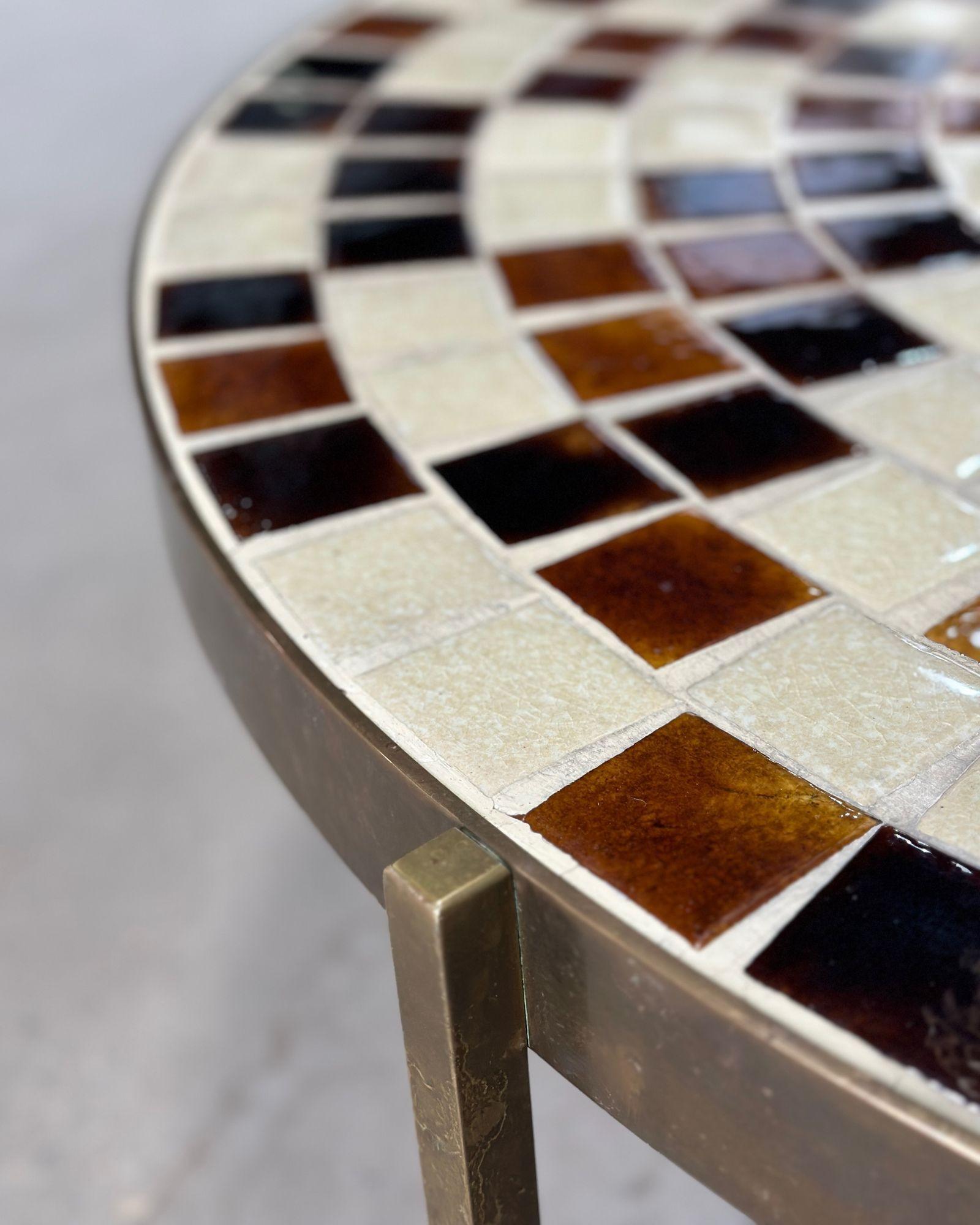 Italian Marble and Brass Coffee Table, 1970 In Good Condition For Sale In Chicago, IL