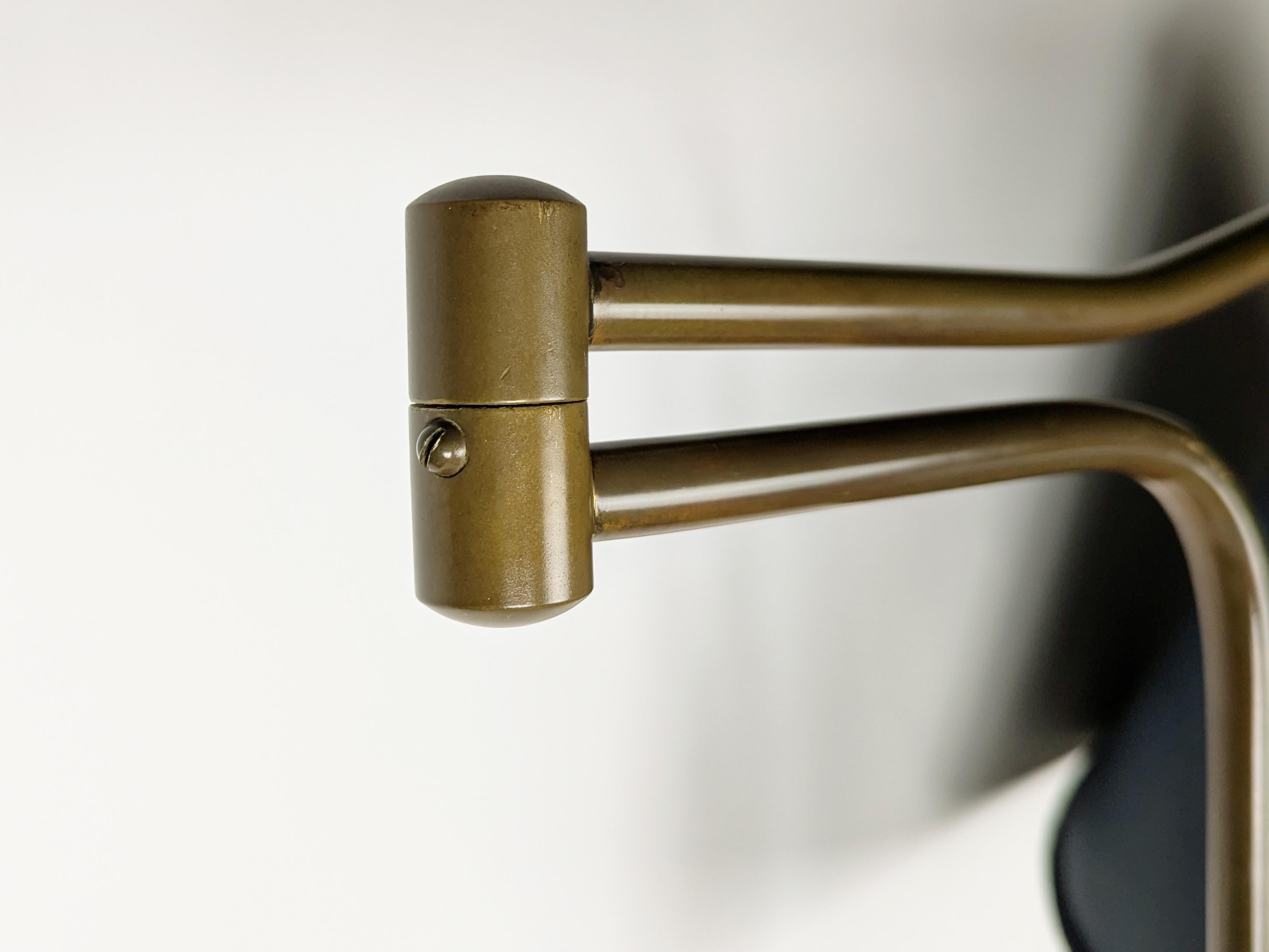 Lampadaire italien en marbre et laiton de style moderne du milieu du siècle, réglable en hauteur en vente 5