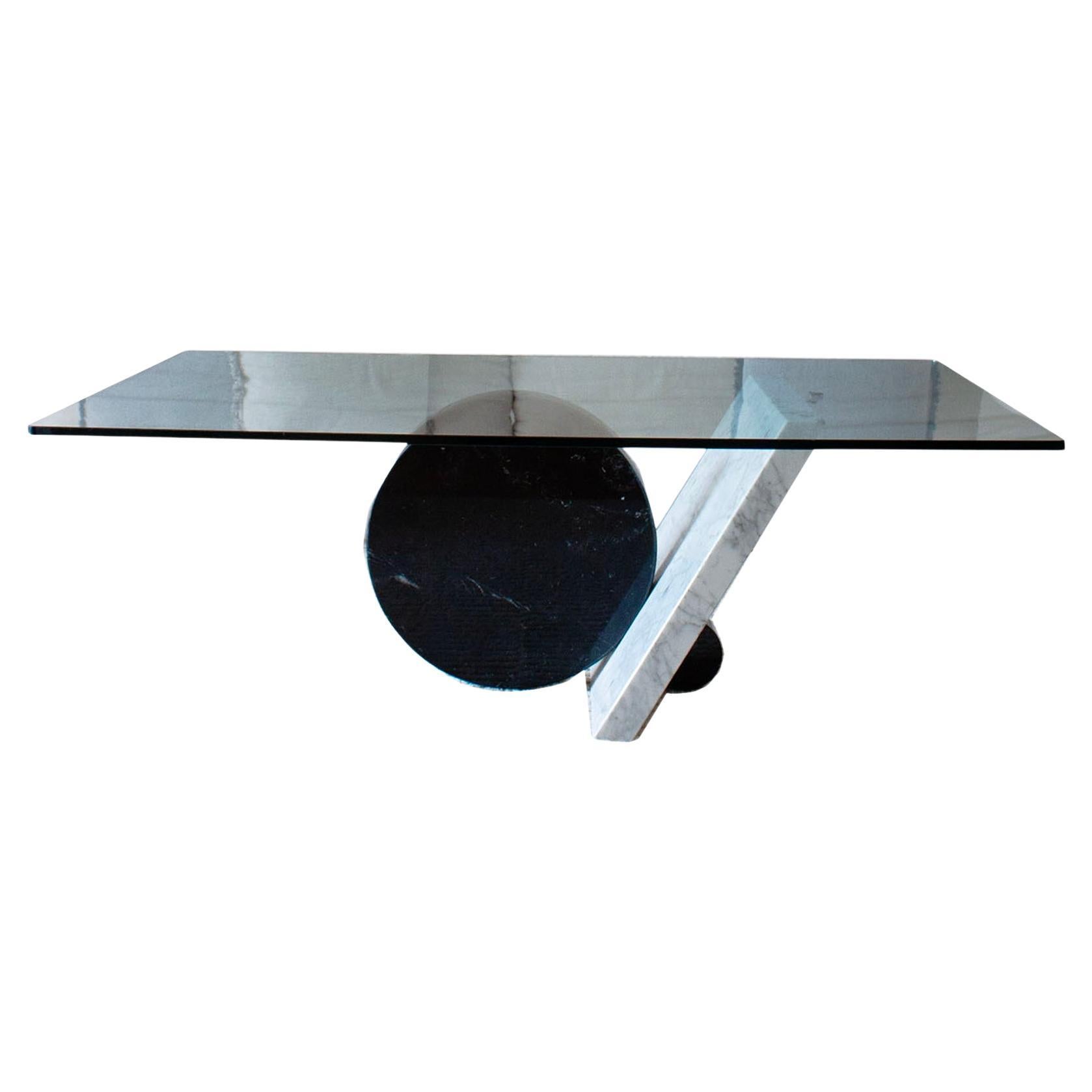 Table de canapé sculpturale italienne en marbre et verre par Cattelan Italia