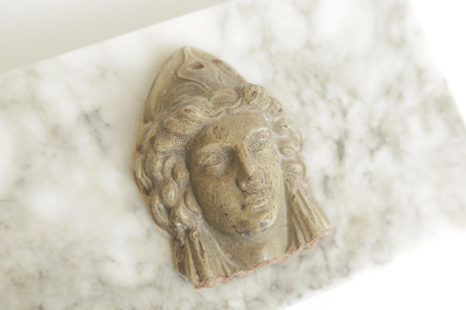 Italian Marble and Medallion Composition Classical Roman Box Vintage In Good Condition In North Miami, FL