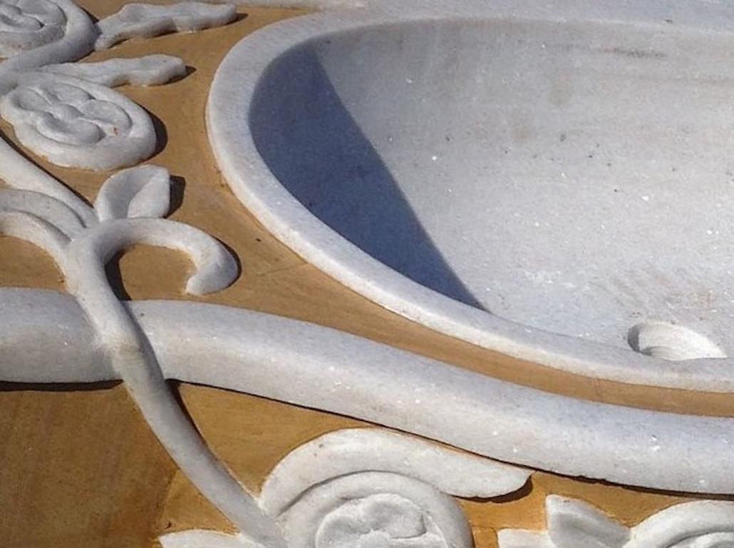Italian Marble Antique Style Inlaid Sink For Sale 2