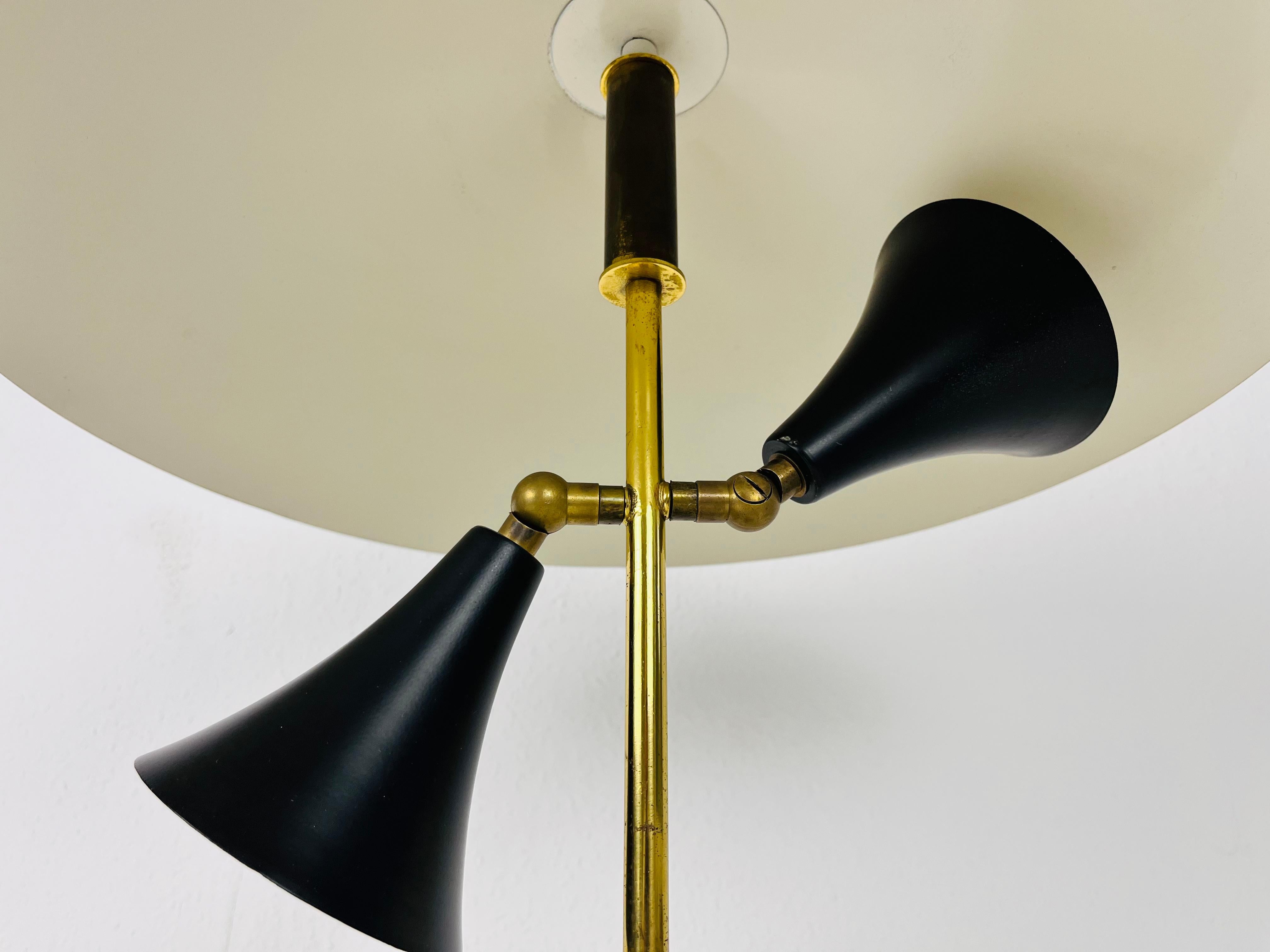 Mid-20th Century Italian Marble Base and Brass Table Lamp, 1960s, Italy For Sale