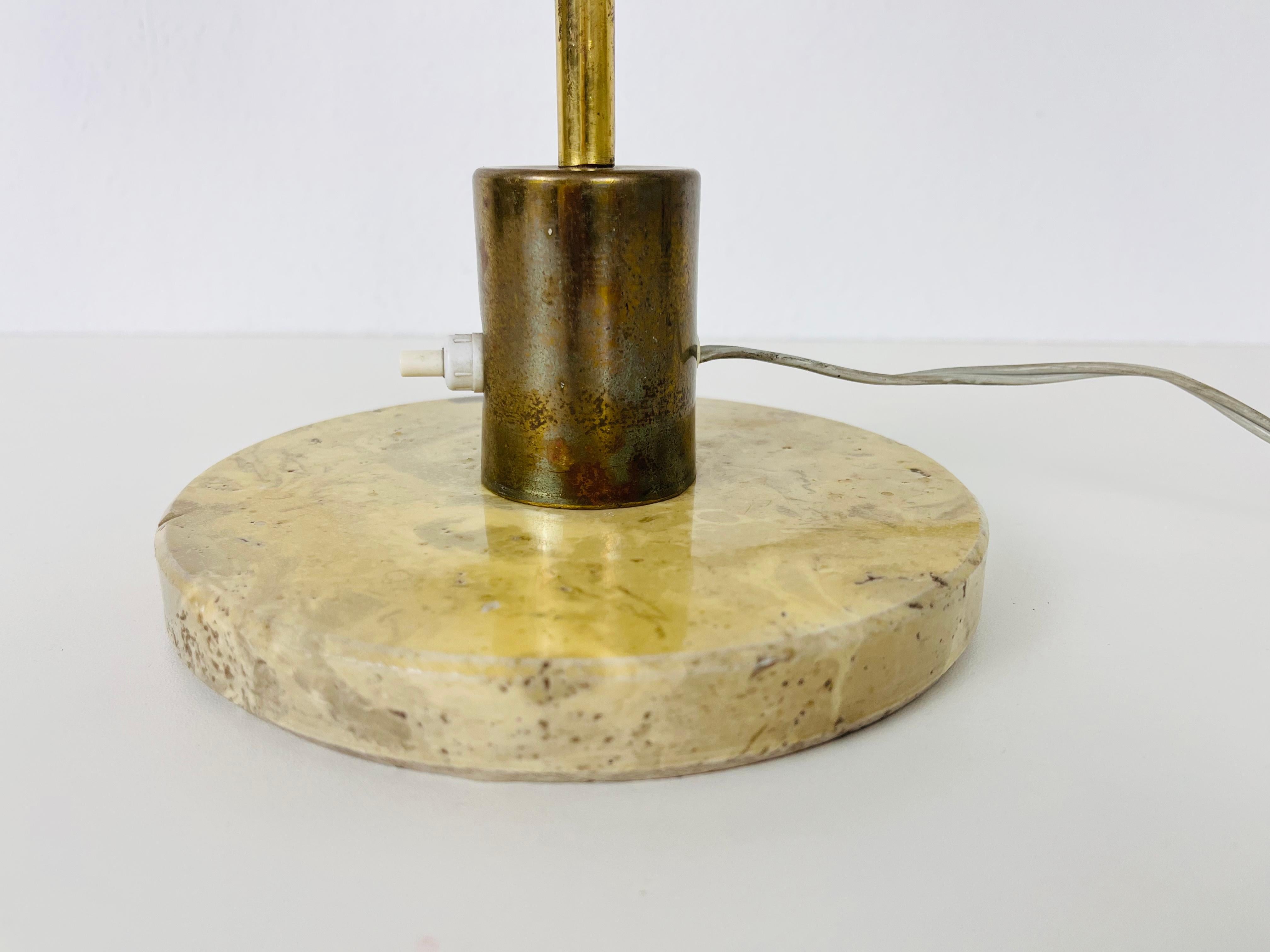 Italian Marble Base and Brass Table Lamp, 1960s, Italy For Sale 4