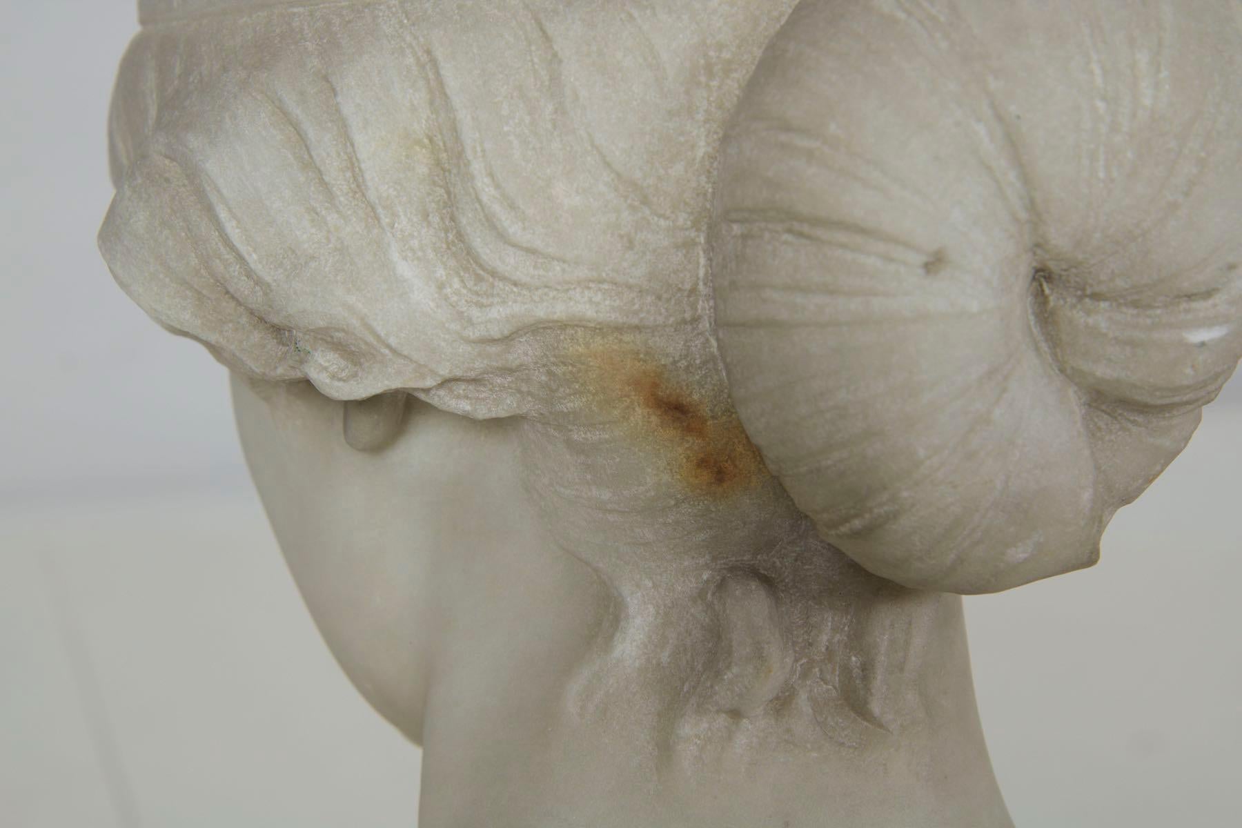 Italian Marble Bust Antique Sculpture of “Cleopatra” by Aristede Petrilli 10
