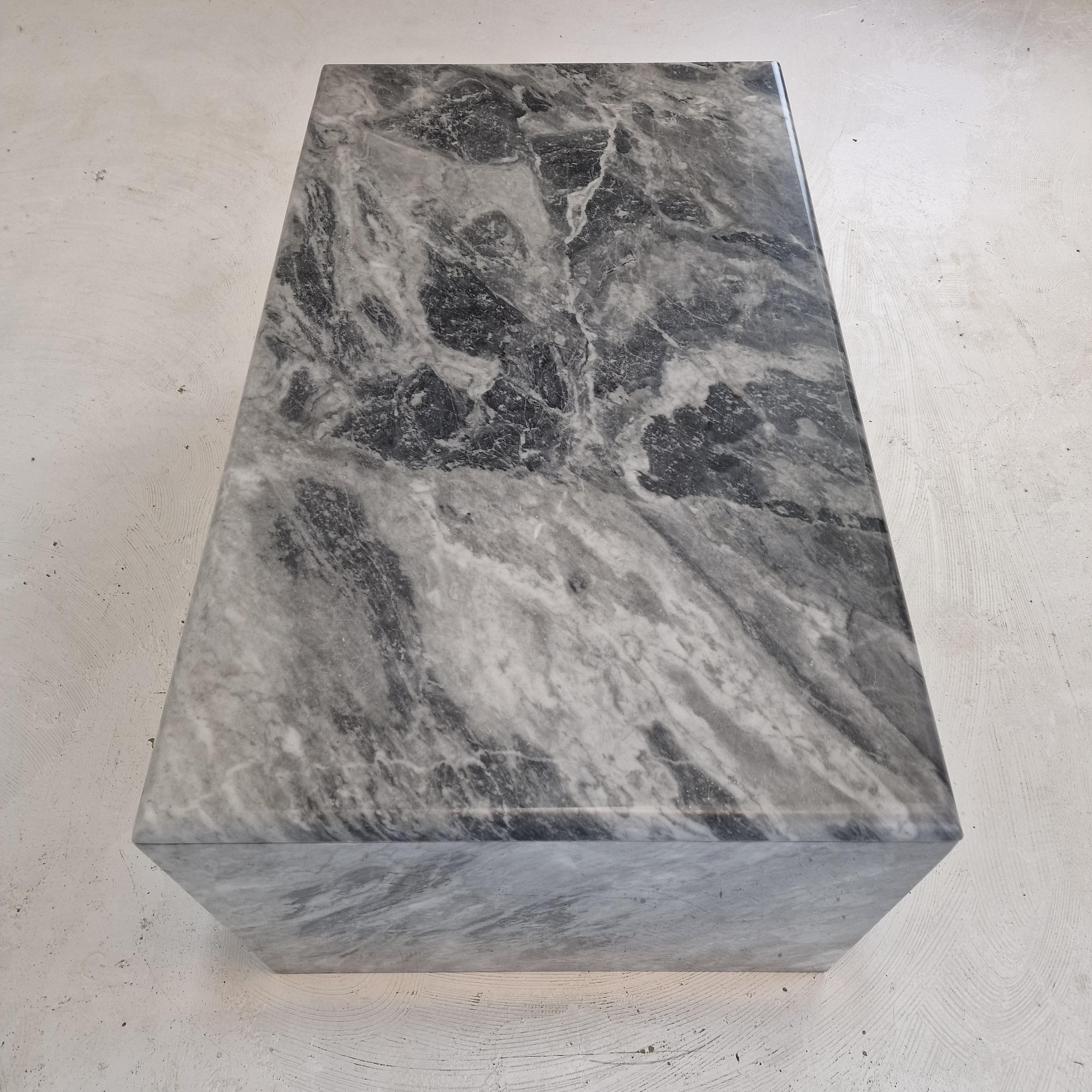 Italian Marble Coffee or Side Table, 1980s For Sale 8