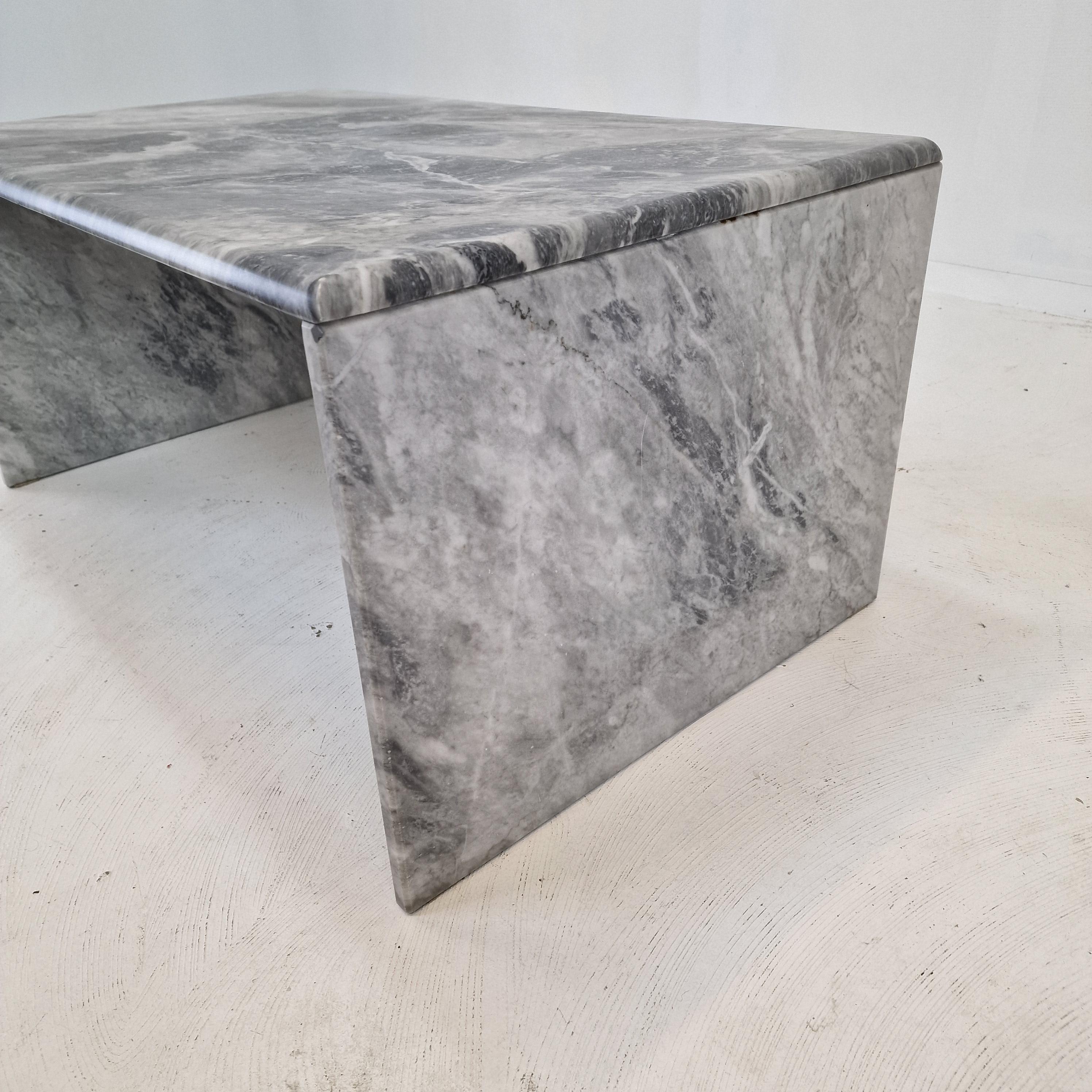 Italian Marble Coffee or Side Table, 1980s For Sale 9