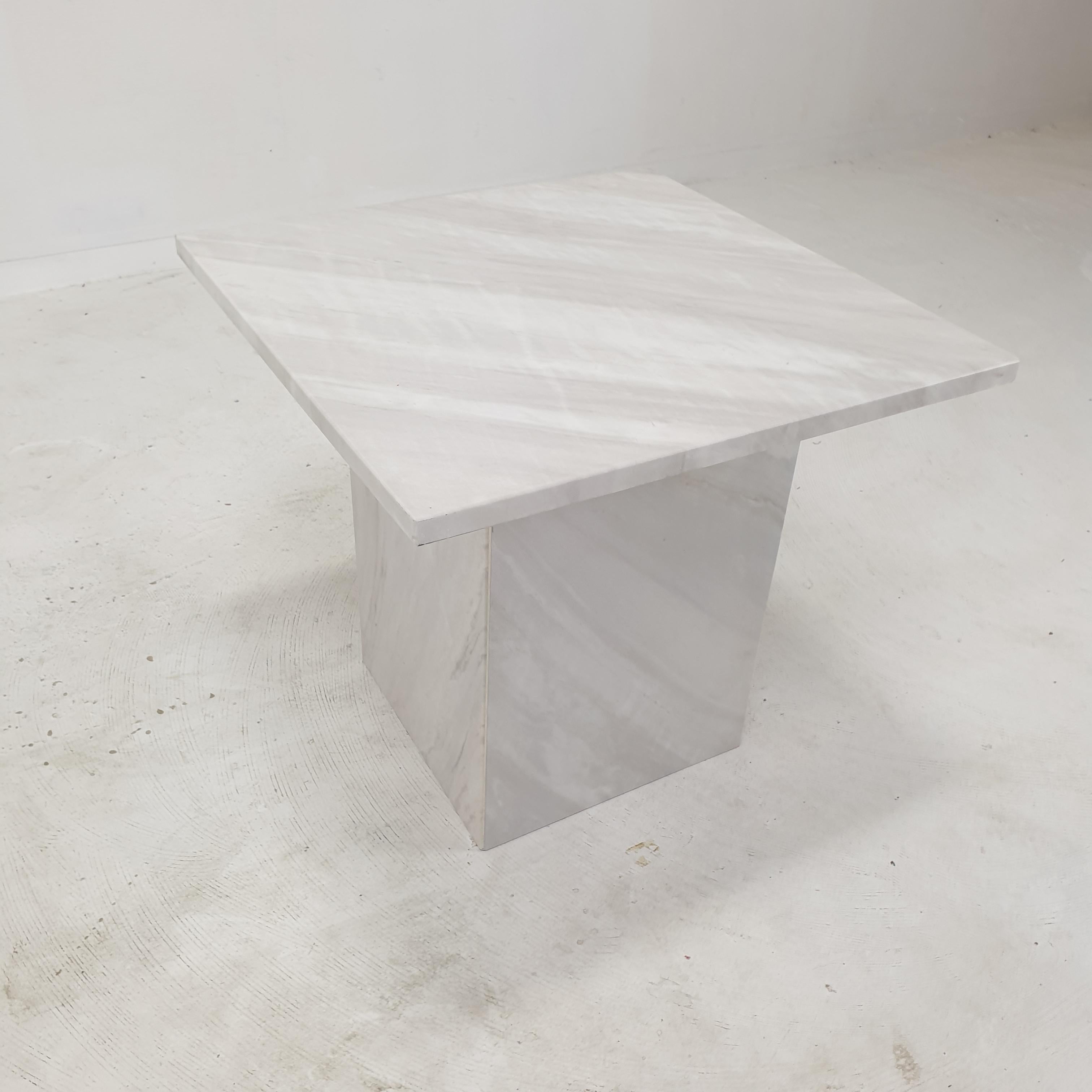 Italian Marble Coffee or Side Table, 1980s For Sale 2