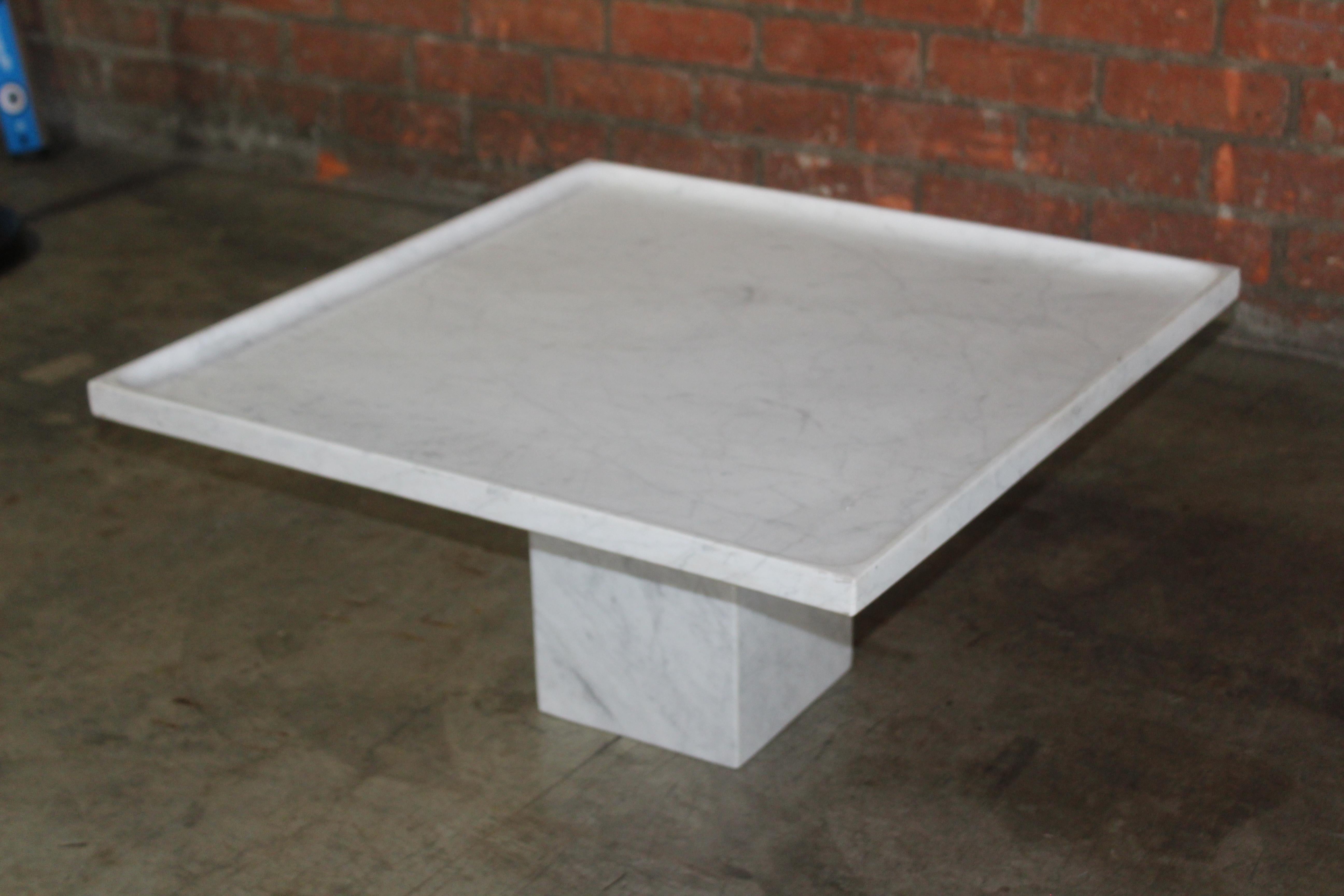 Italian Marble Coffee Table, 1970s For Sale 5