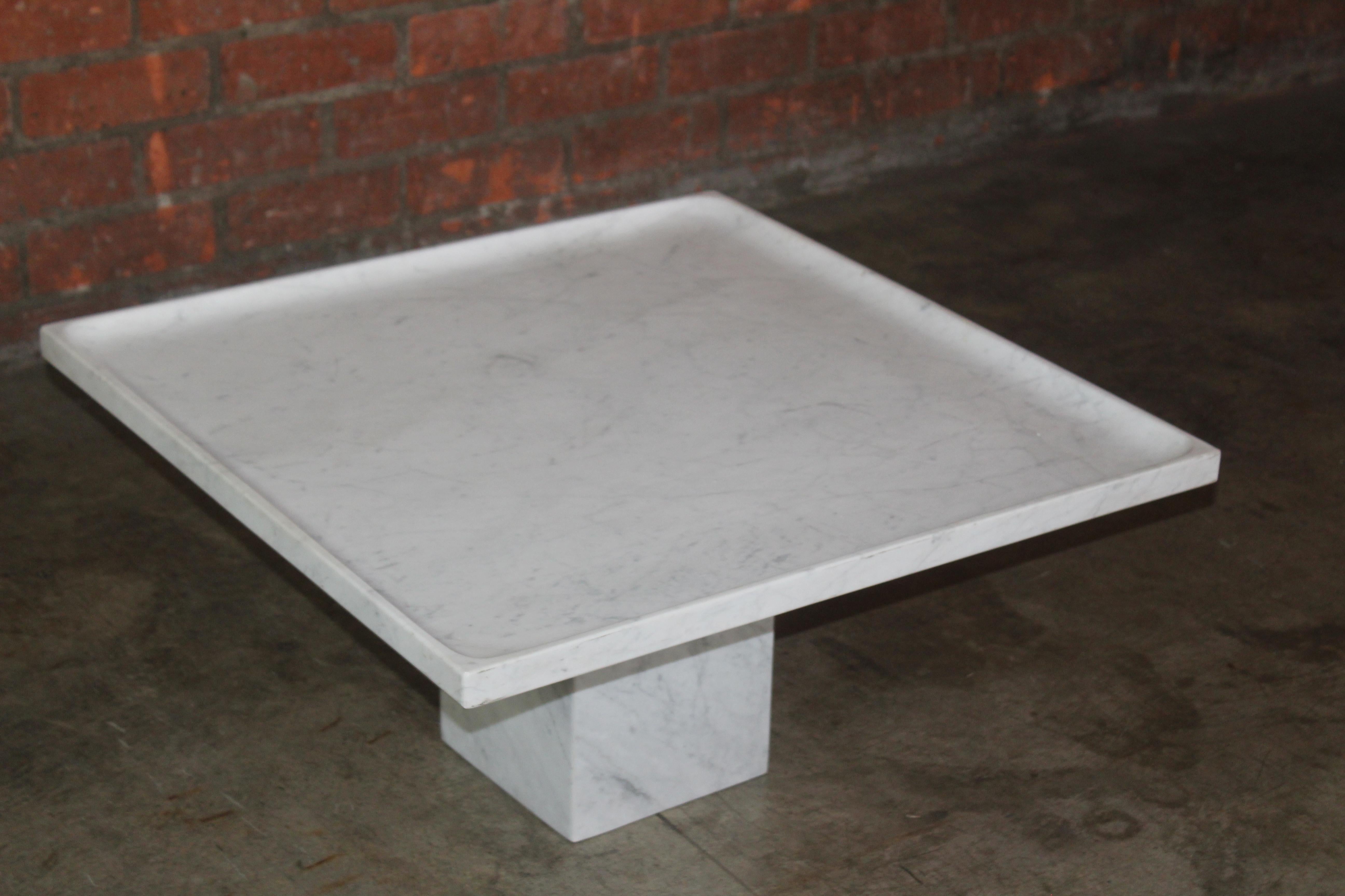 Italian Marble Coffee Table, 1970s For Sale 6
