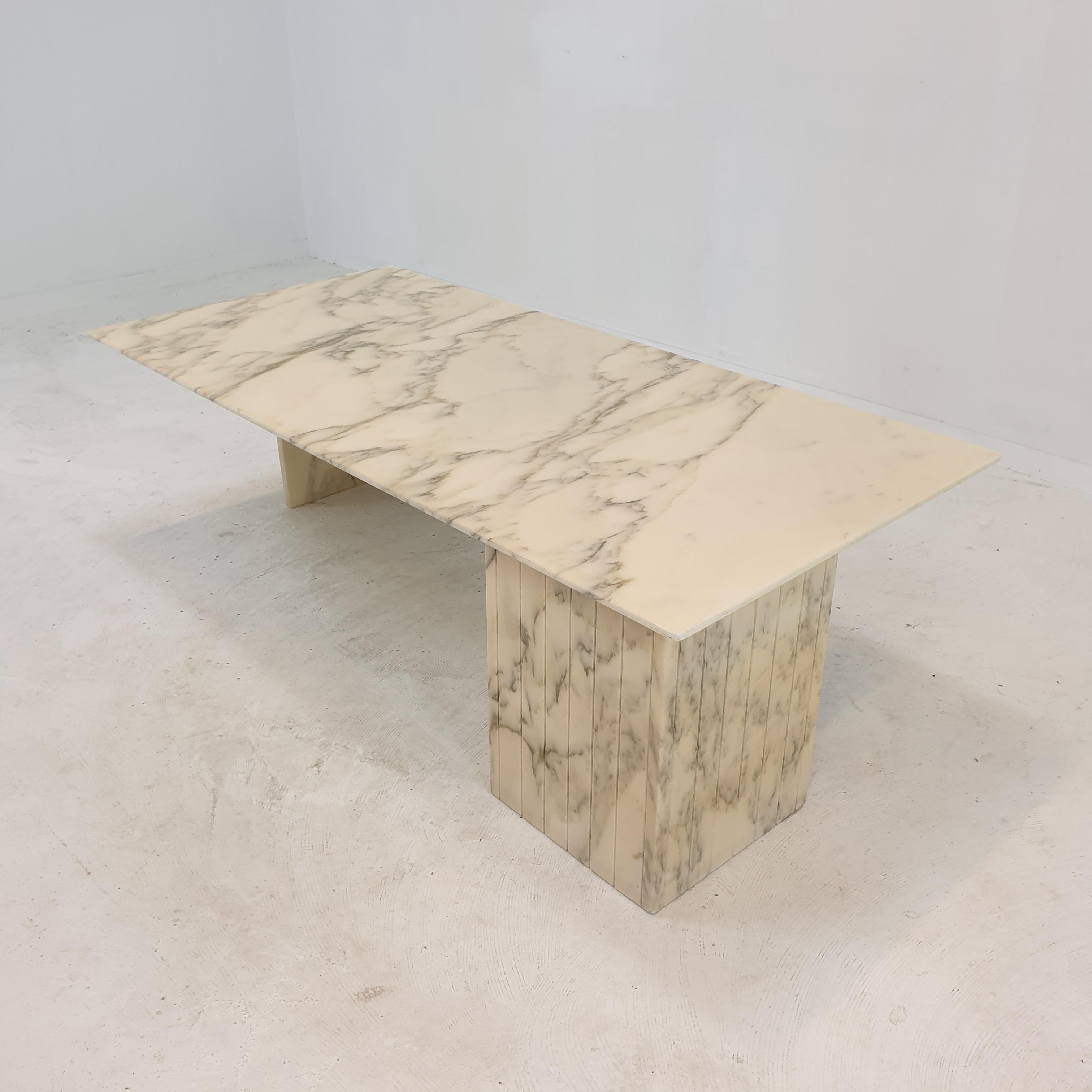 Italian Marble Coffee Table, 1970s For Sale 6