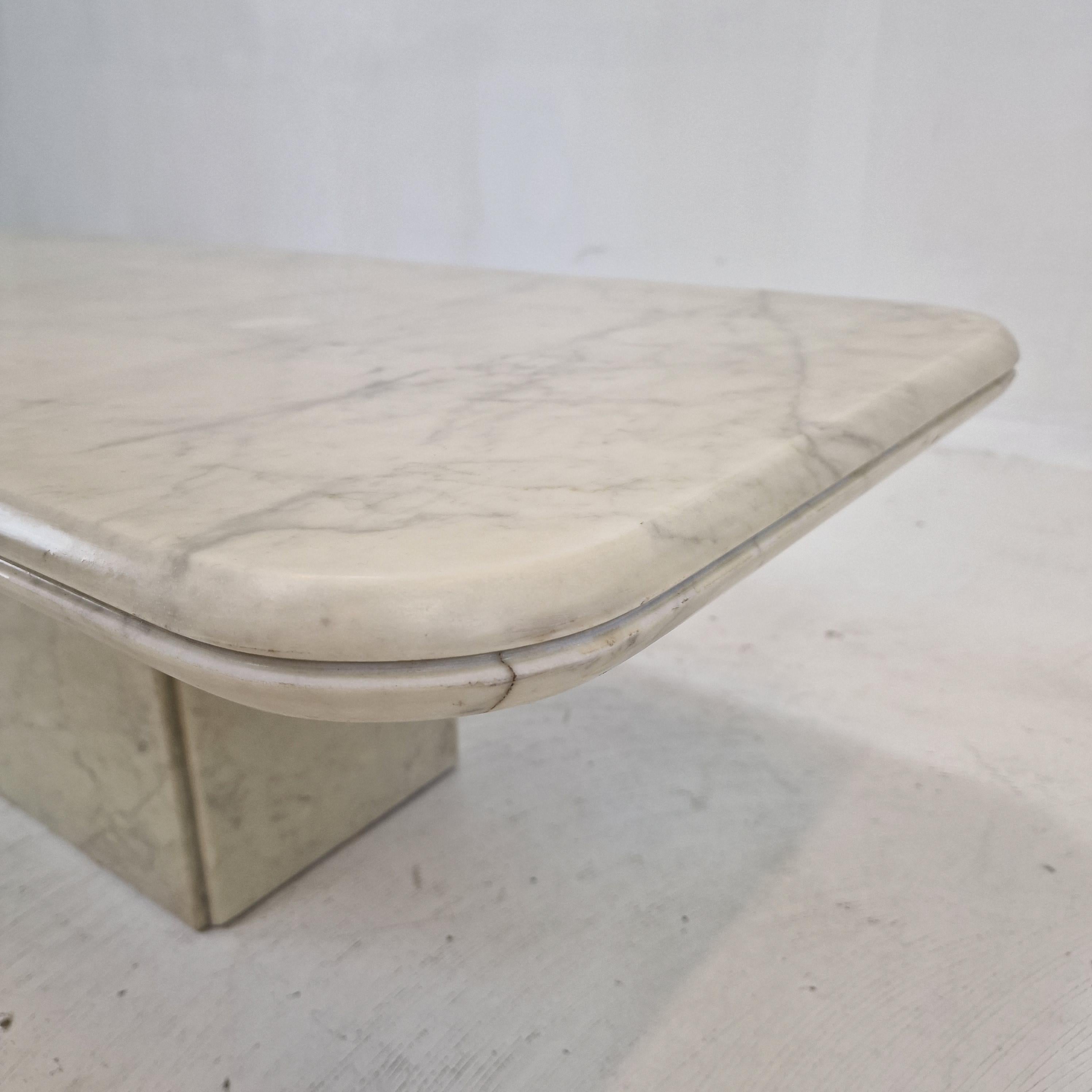 Italian Marble Coffee Table, 1970's For Sale 11