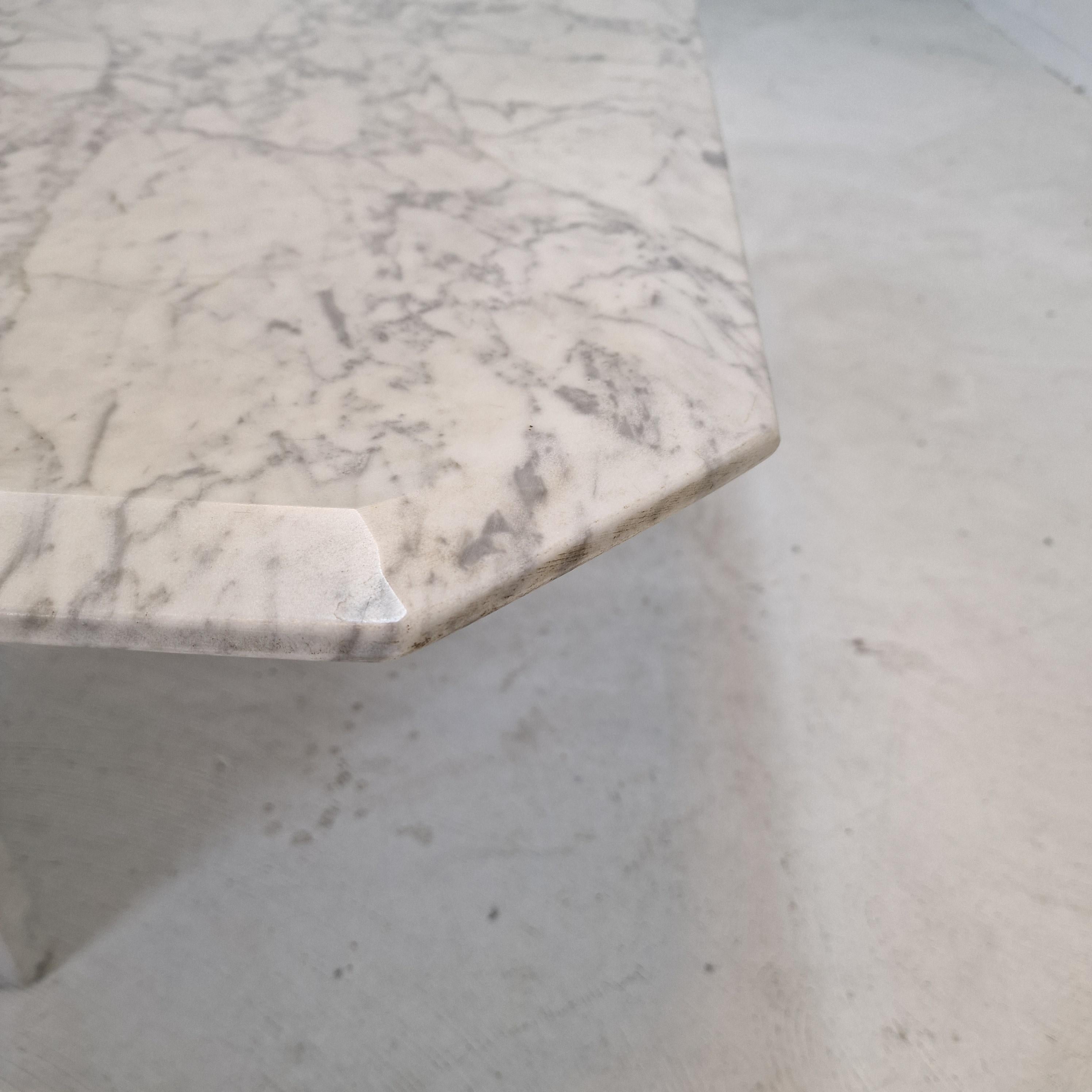 Italian Marble Coffee Table, 1970s For Sale 11