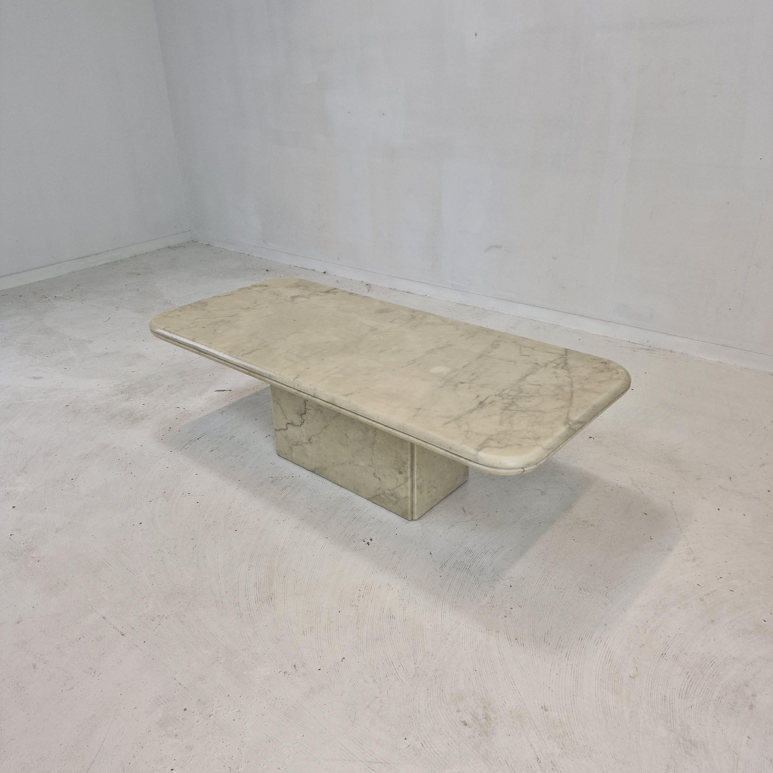 Mid-Century Modern Table basse italienne en marbre, années 1970 en vente