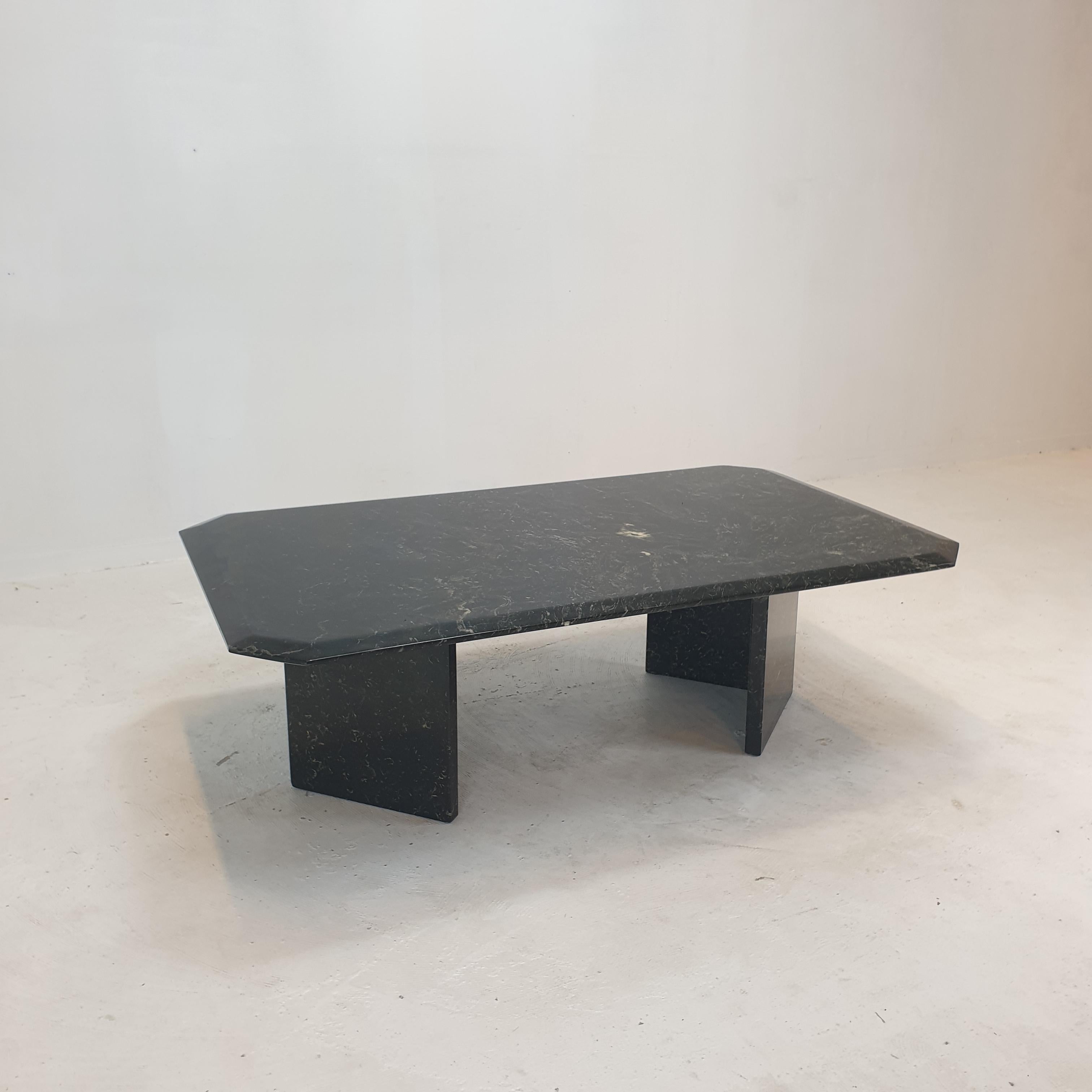 Marbre Table basse italienne, années 1970 en vente