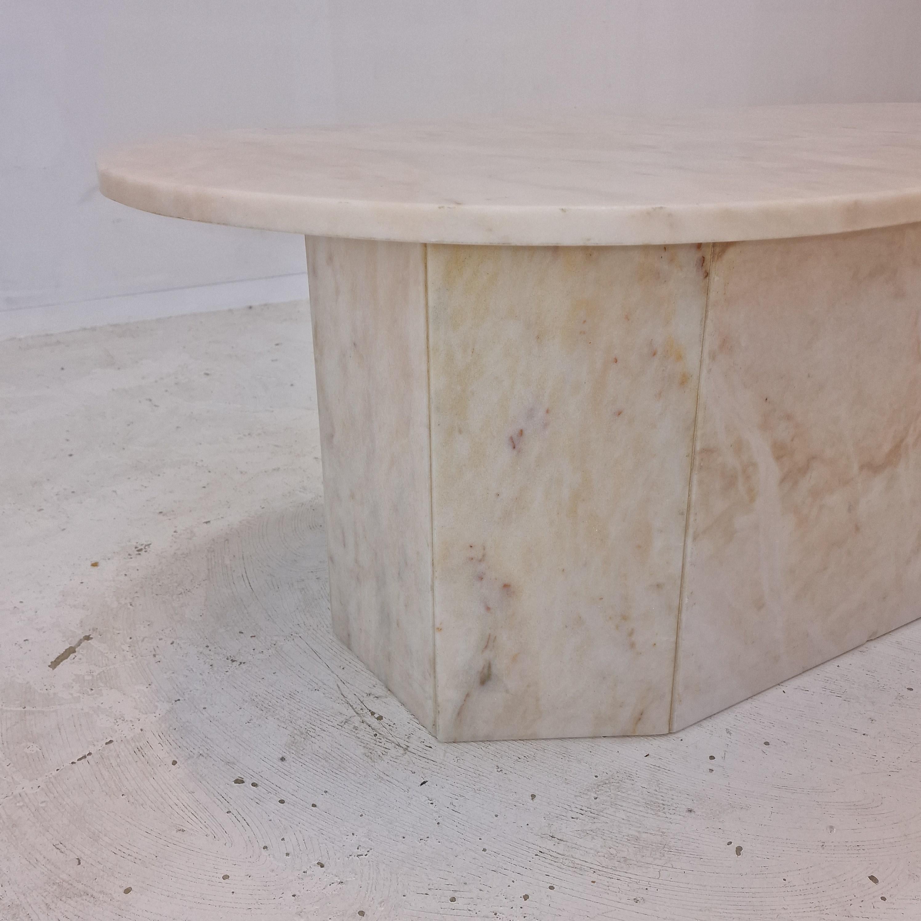 Italian Marble Coffee Table, 1980s For Sale 7