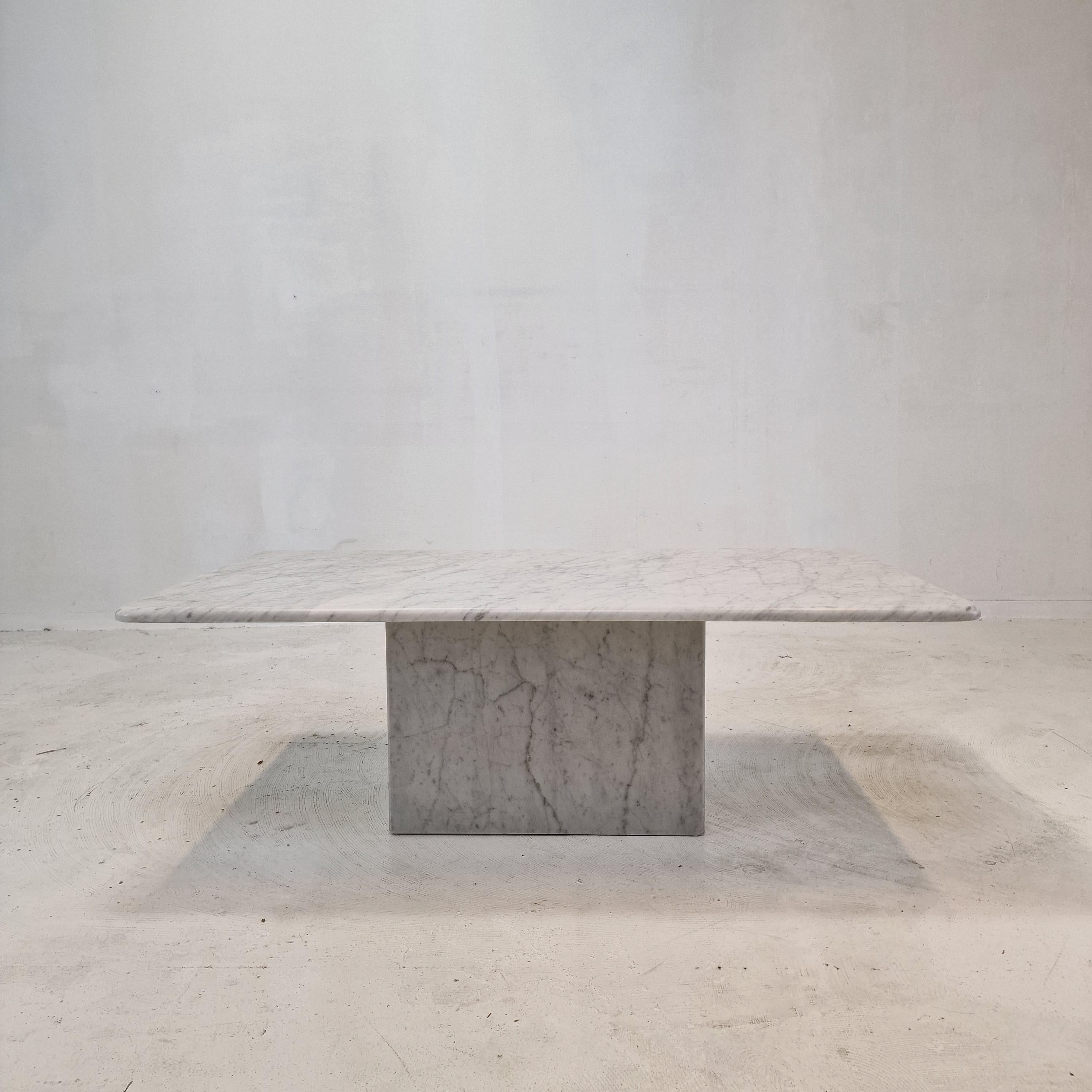 Hand-Crafted Italian Marble Coffee Table, 1980s For Sale