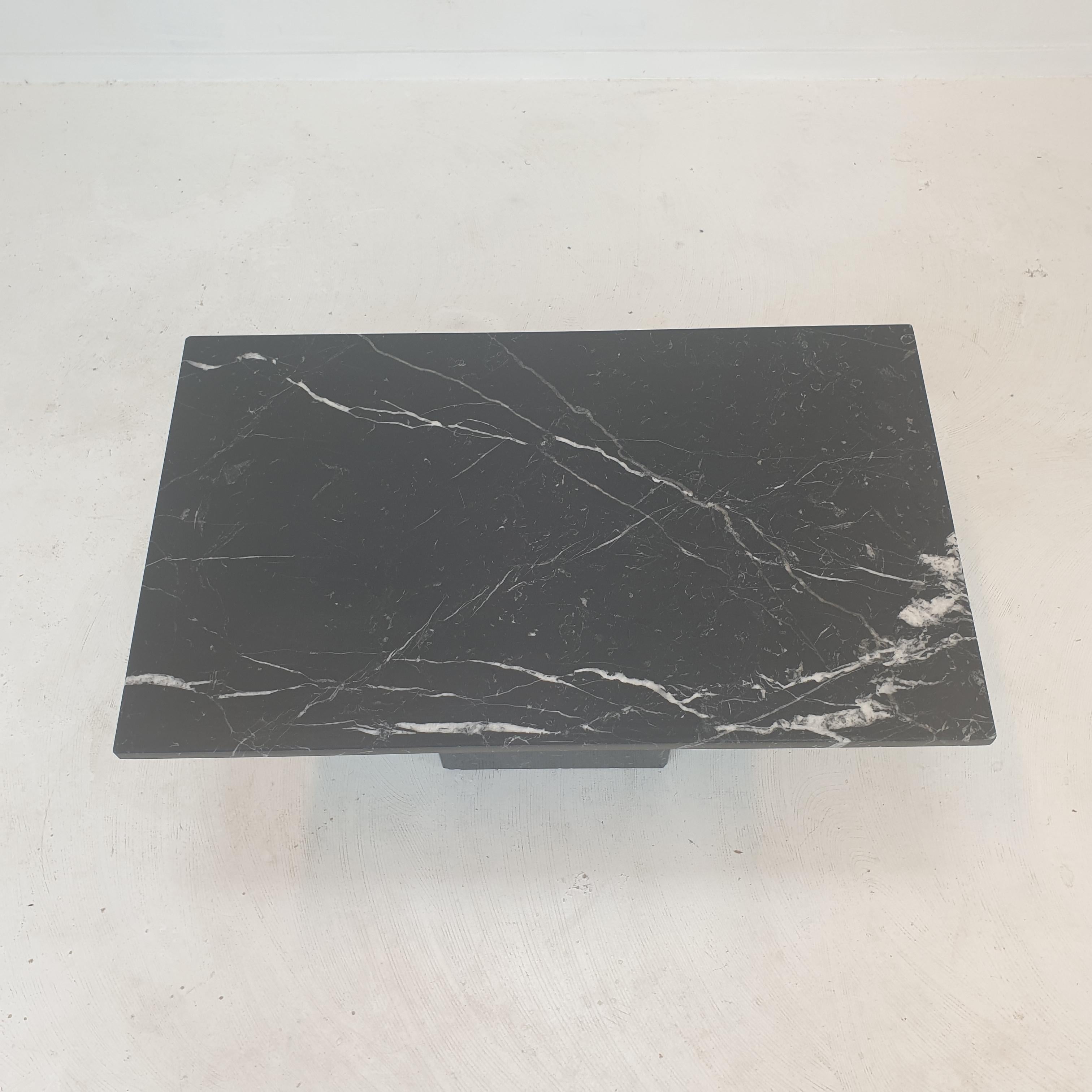 Late 20th Century Italian Marble Coffee Table, 1980's For Sale