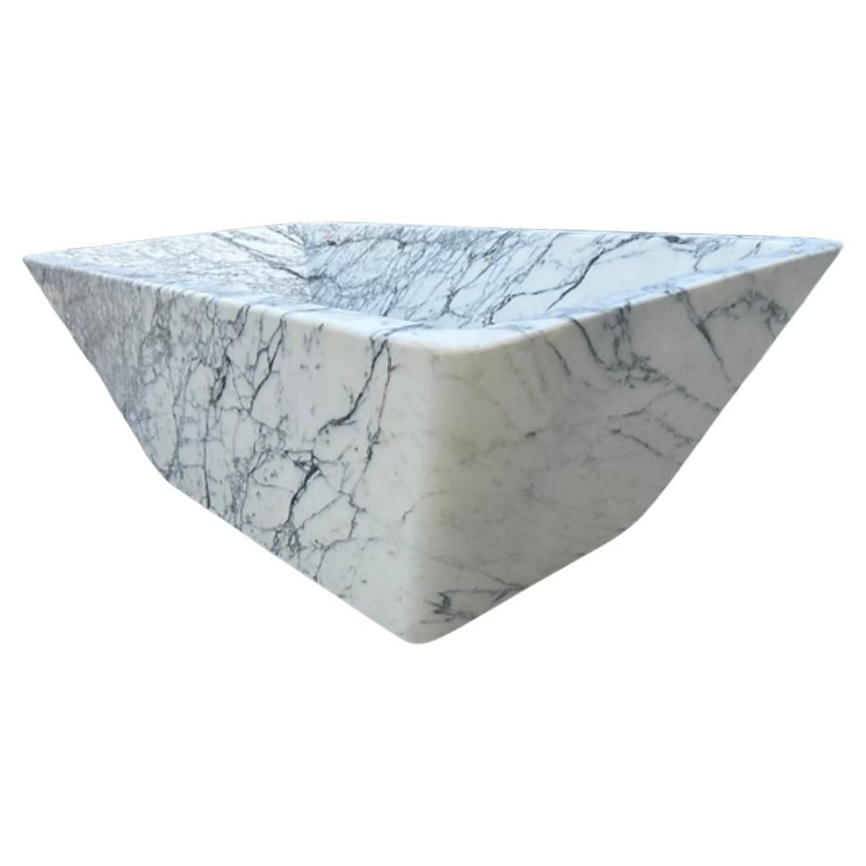 XXIe siècle et contemporain Baignoire sur mesure en marbre italien Design/One en vente