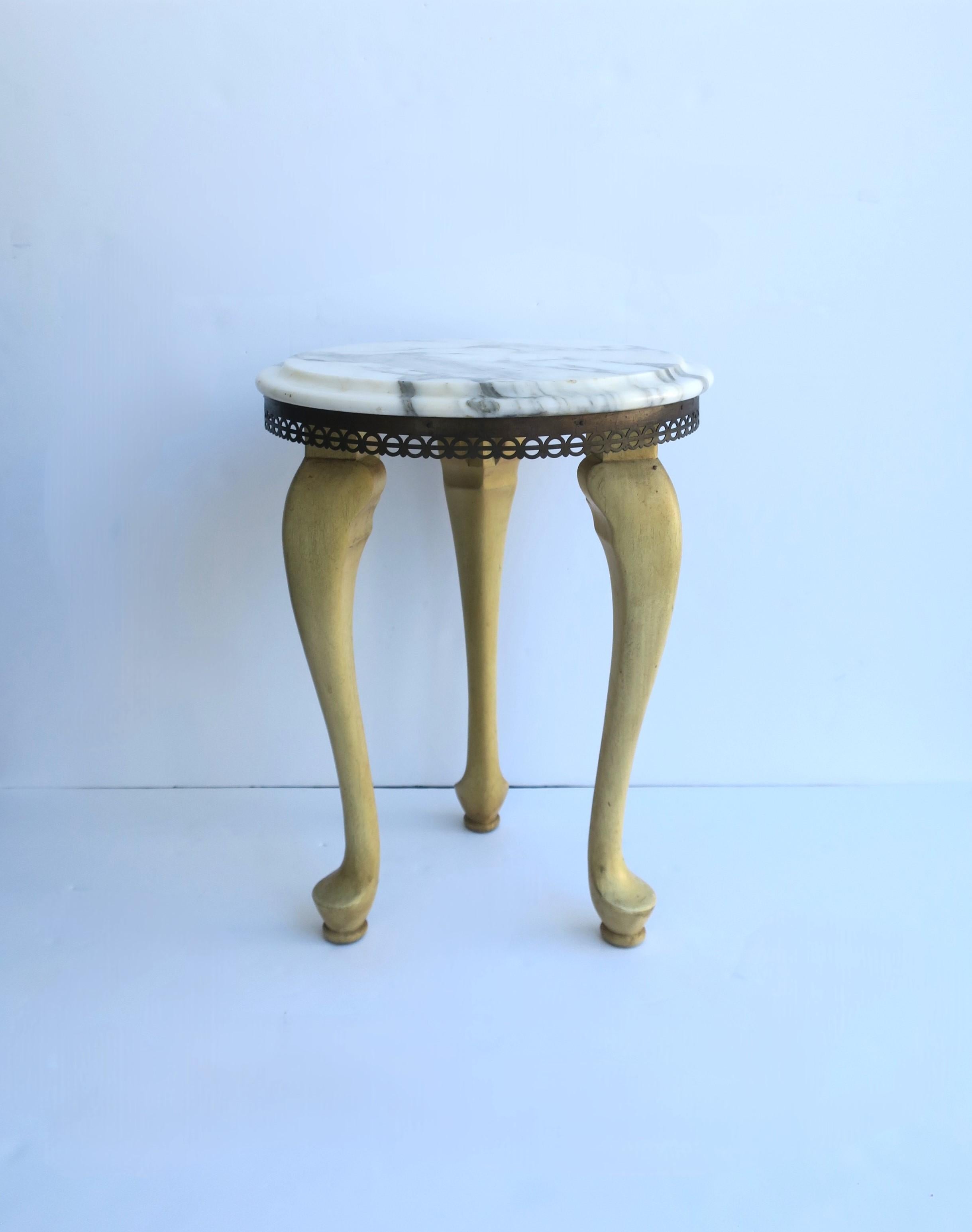 20th Century Italian Marble Drinks Table For Sale