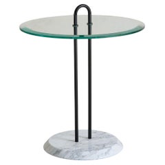 Mesa auxiliar italiana de mármol y cristal Attr Vico Magistretti para Cattelan Italia, años 80