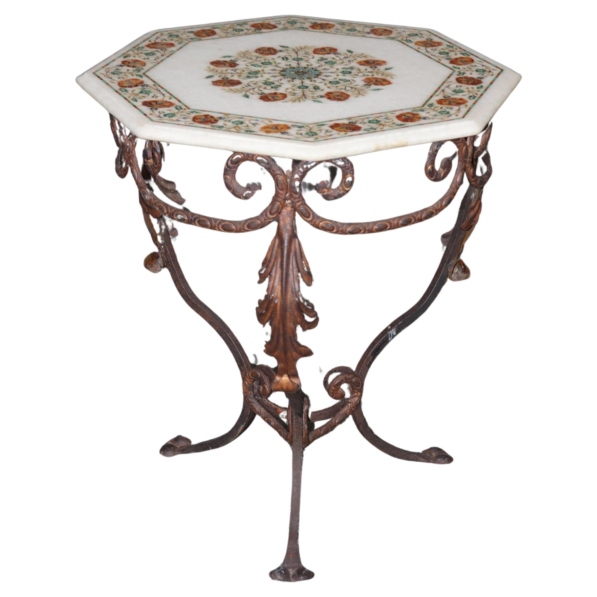 Achteckiger italienischer Pietra Dura-Schmiedeeisen-Beistelltisch mit Marmorintarsien, Pietra Dura, 1950 im Angebot