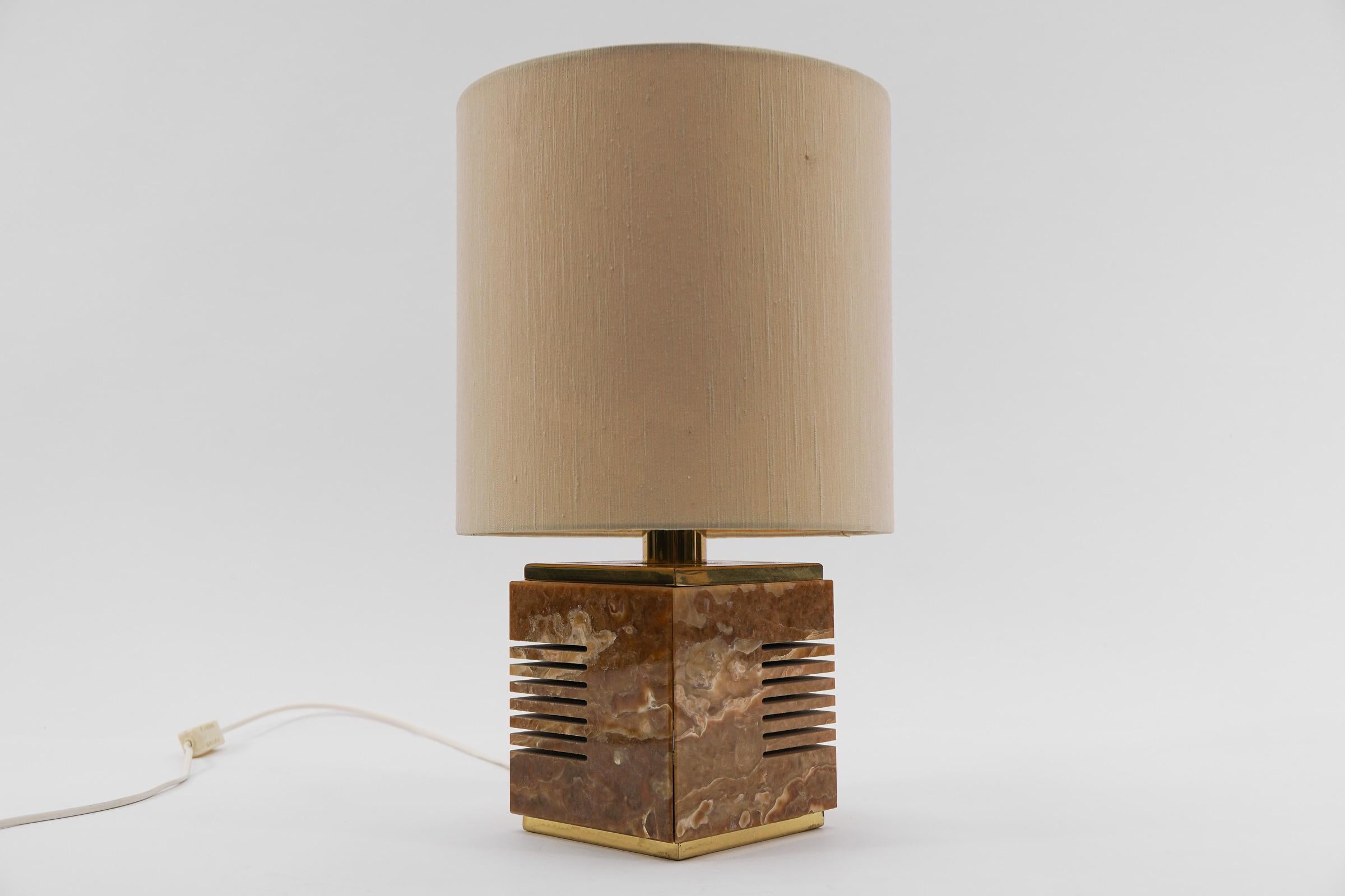 Metal Italian Marble Mid-Century Modern Table Lamp, 1960s  For Sale
