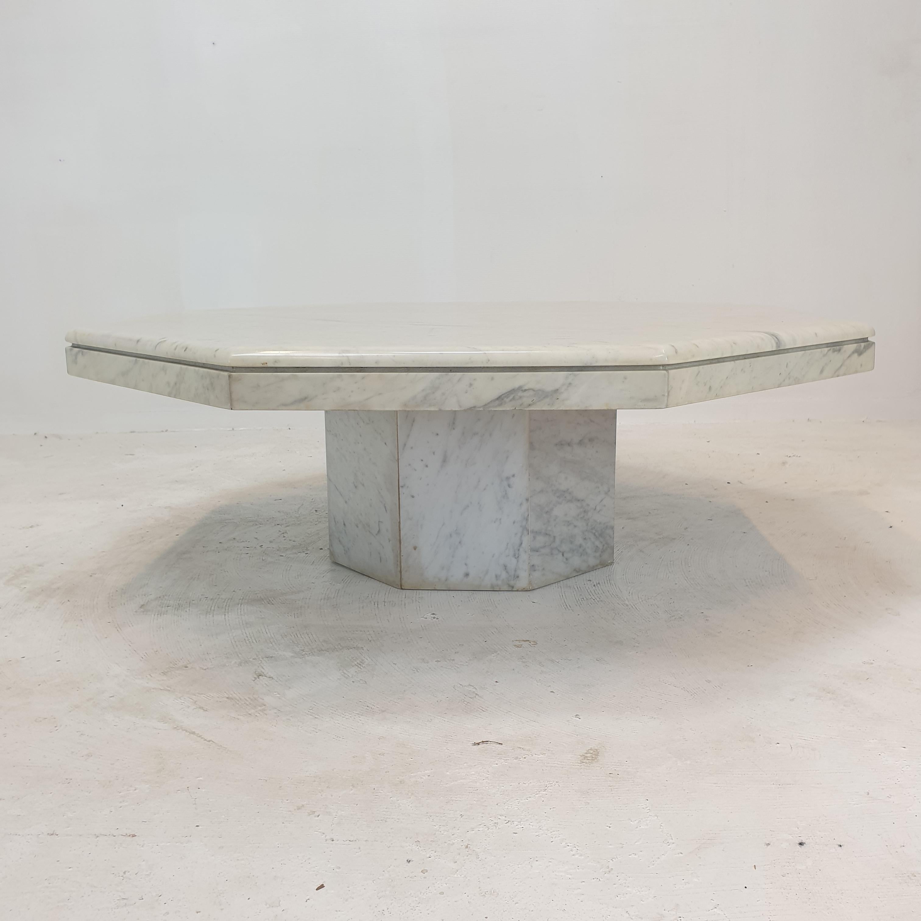 Italian Marble Octagon Coffee Table, 1980's For Sale 9