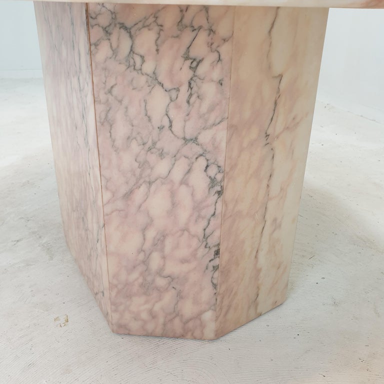 Italian Marble Oval Coffee Table, 1970's For Sale at 1stDibs