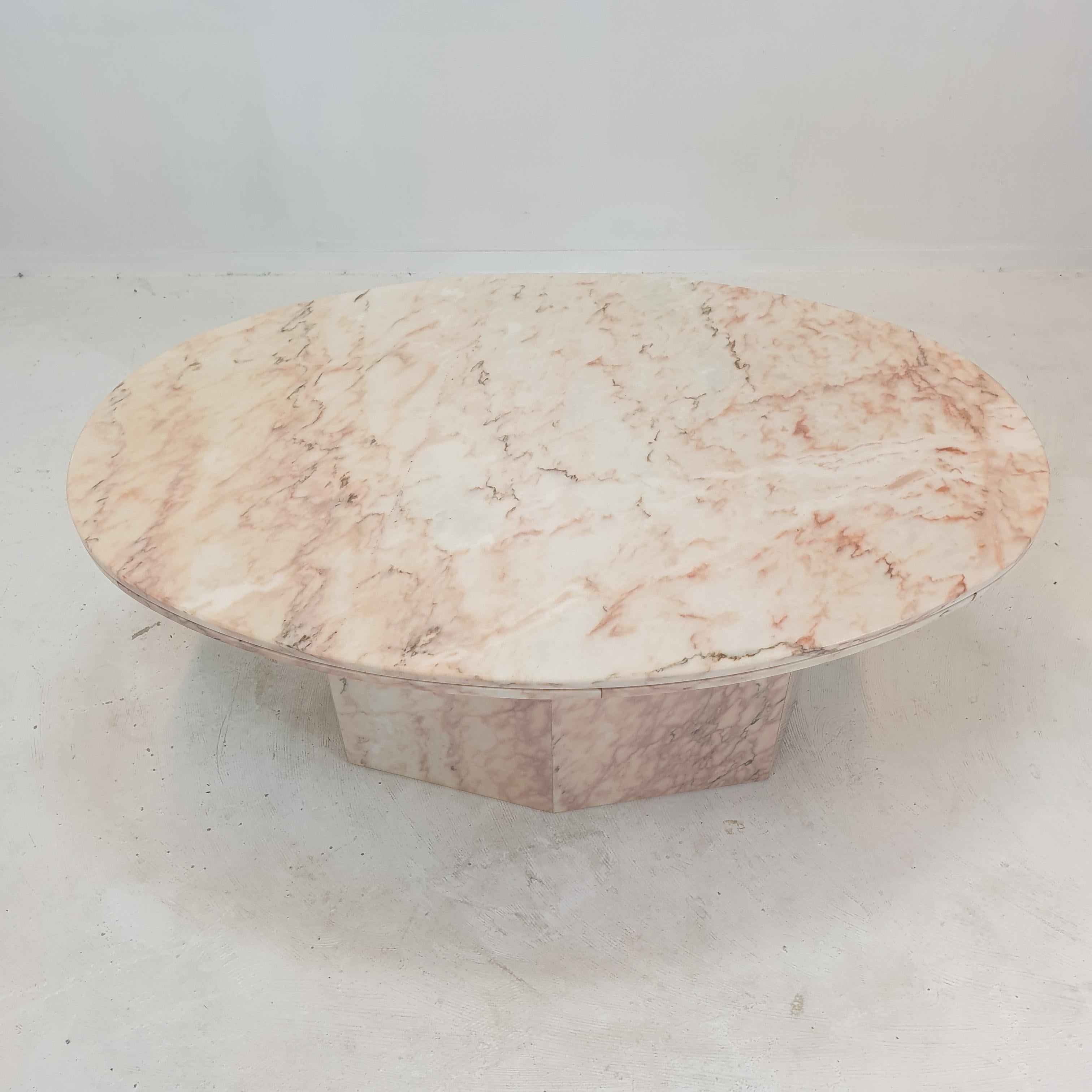 Mid-Century Modern Italian Marble Oval Coffee Table, 1970's For Sale