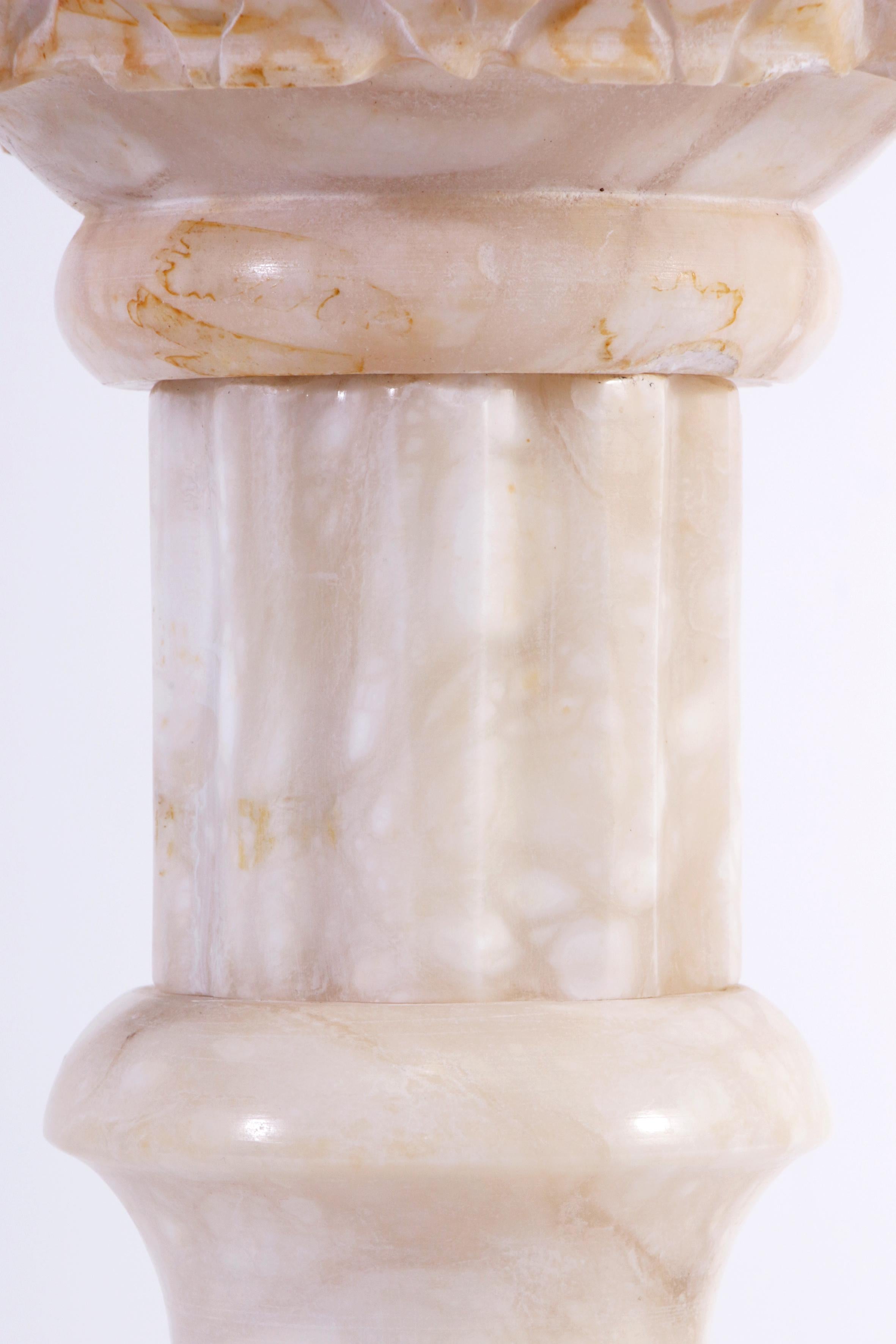 Nice Italian Marble Column with Lighting 1950s For Sale 10