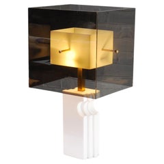 Lampe de table italienne en marbre & en plexiglas:: 1970