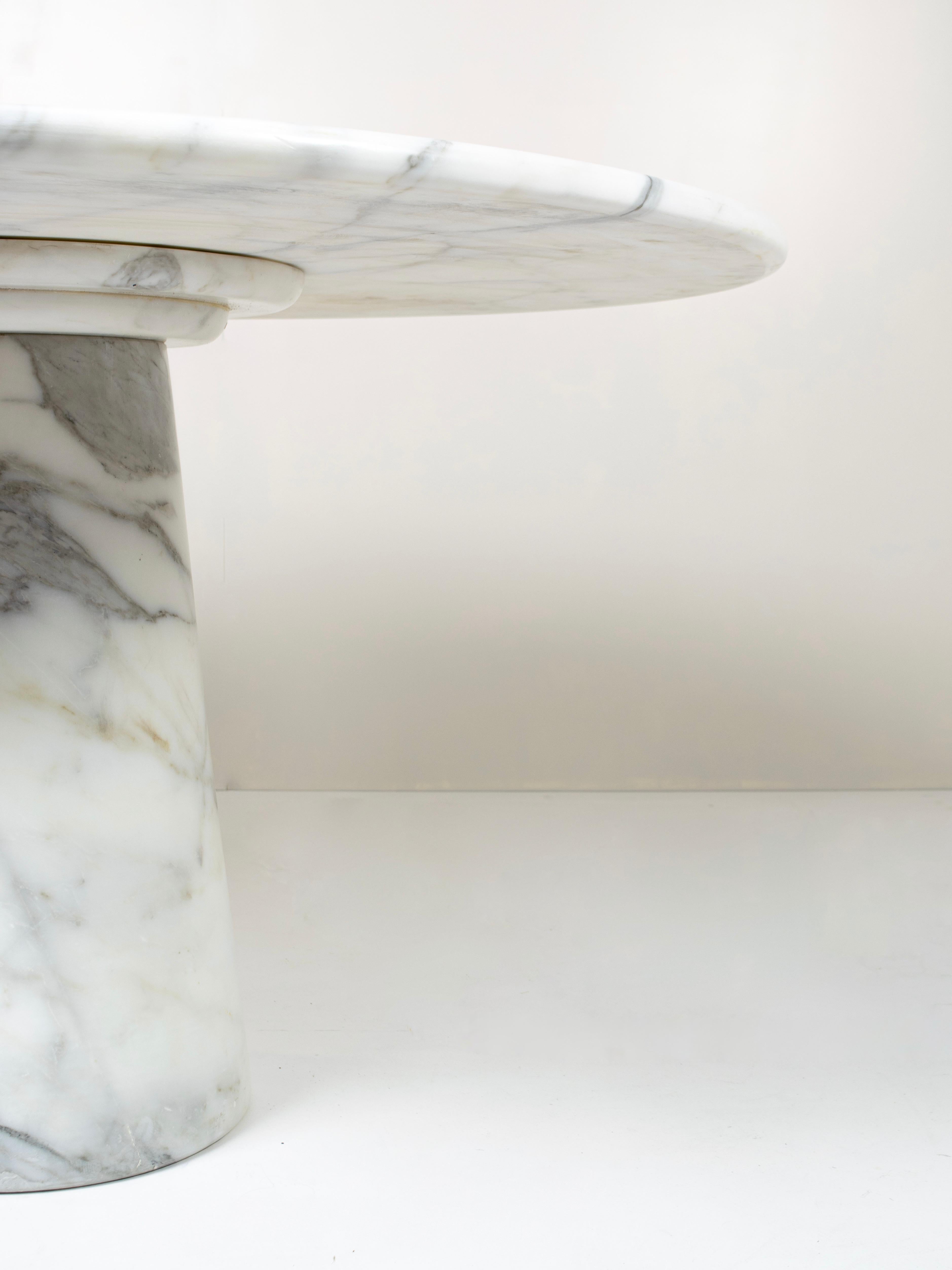 Italian Marble Round Dining Table in the Style of Angelo Mangiarotti, 1970s 2