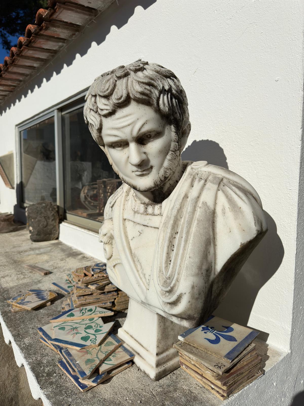 Sculpture italienne en marbre Début du 20ème siècle

Marbre
70cm x 50cm
bon état d'origine
