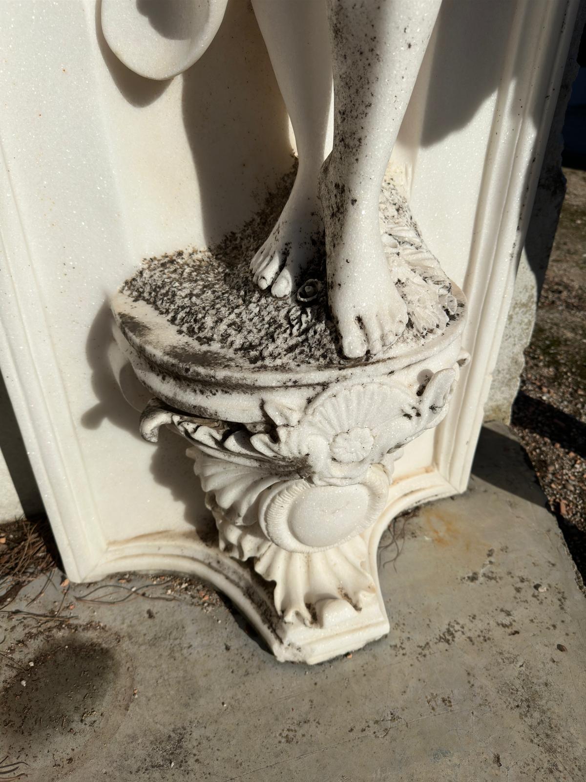Scultura italiana in marmo dei primi del Novecento H. H. 180 cm In condizioni buone in vendita a Madrid, ES