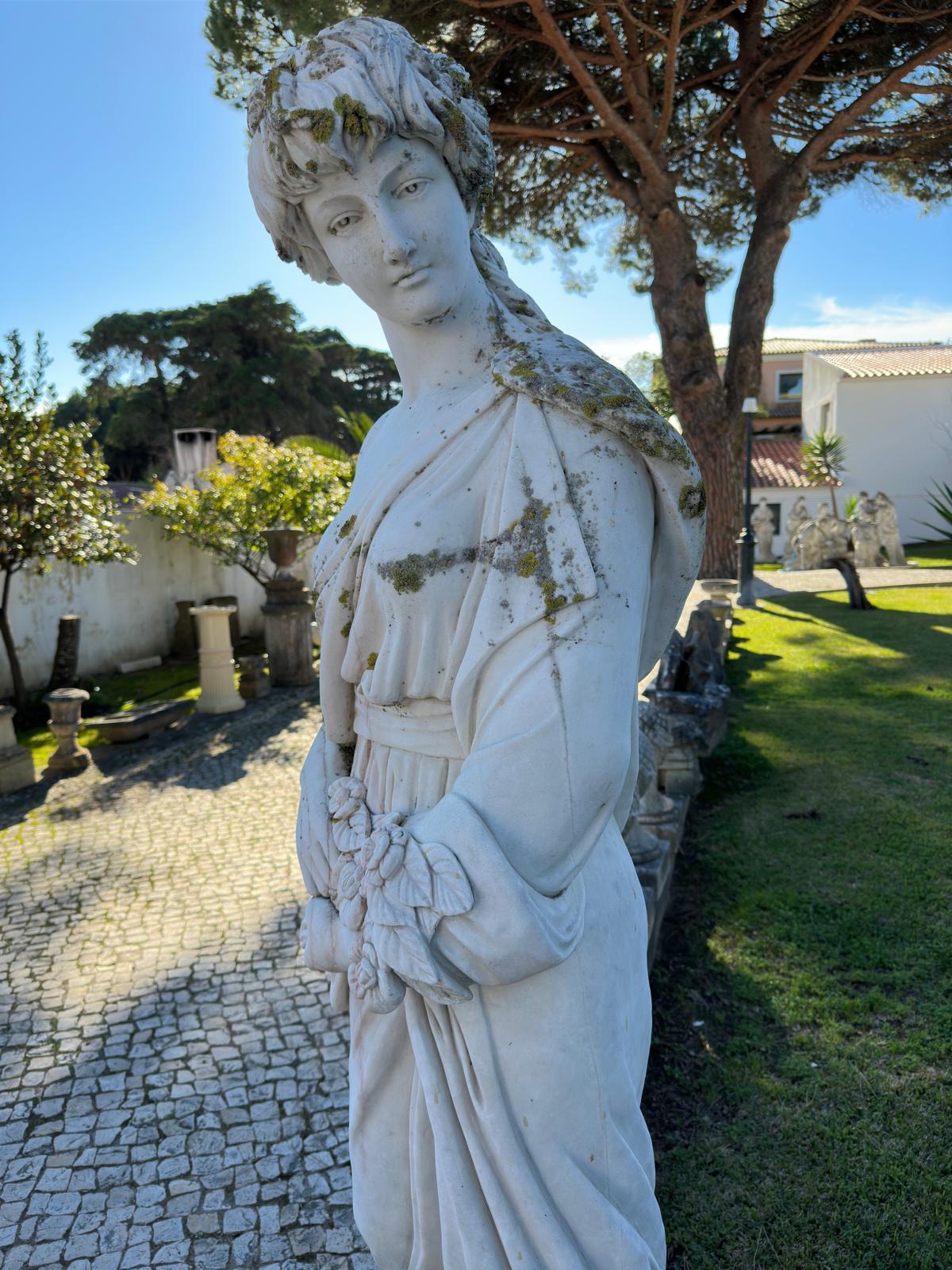 Sculpture italienne du début du 20ème siècle H : 200 cm Bon état - En vente à Madrid, ES