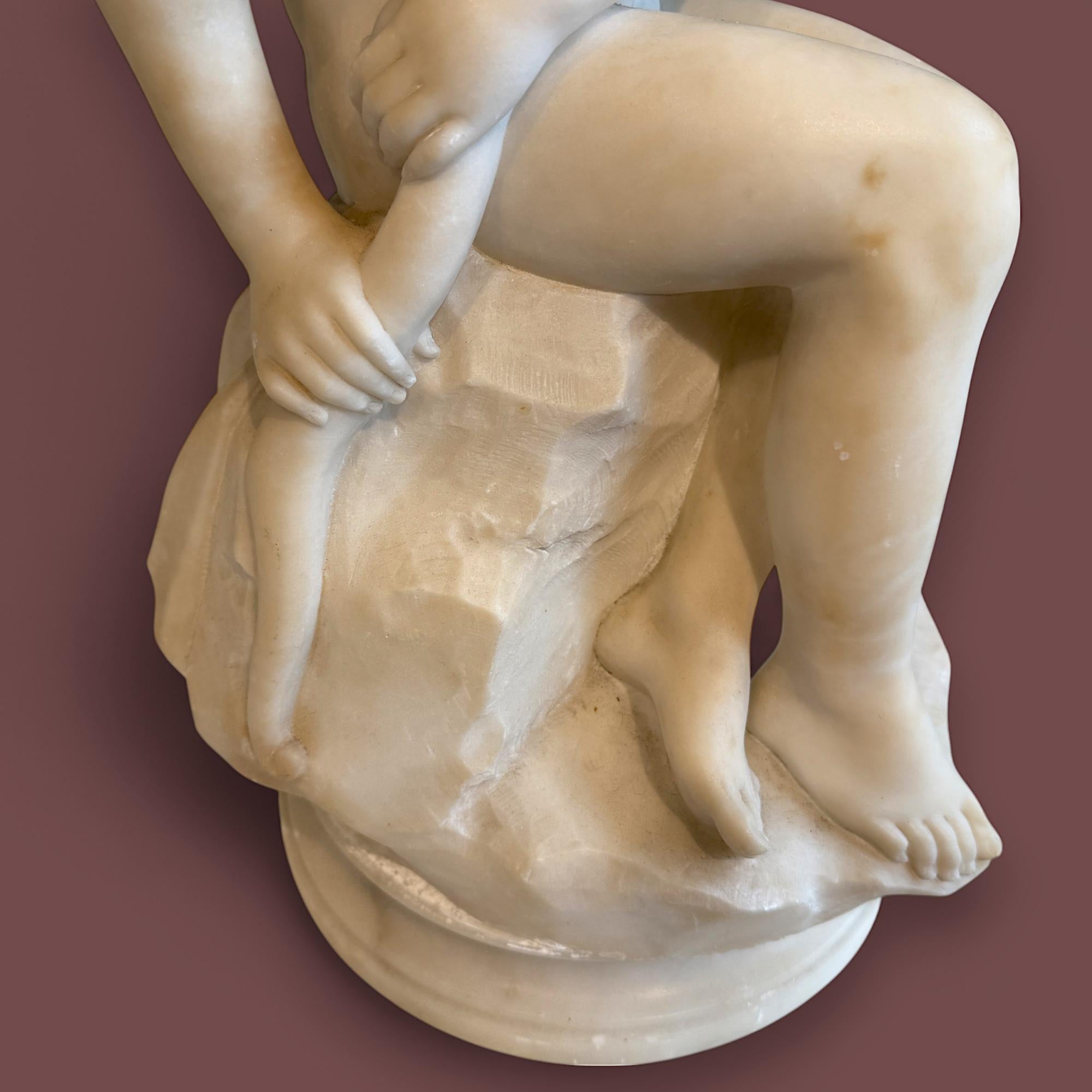 Italian Marble Sculpture of a Seated Winged Figure, 19th Century For Sale 2