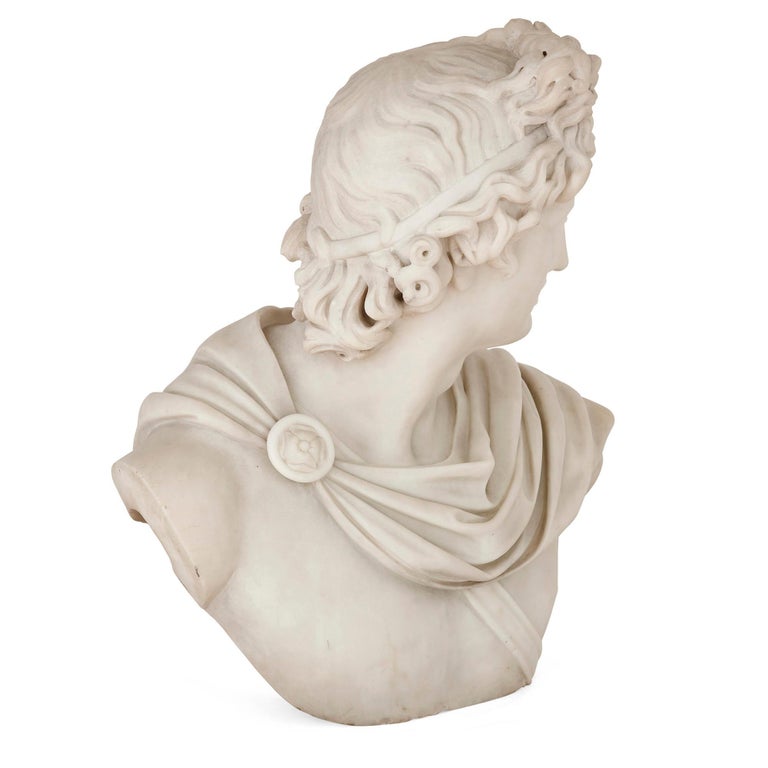 Classical Roman Italian Marble Sculpture of Apollo For Sale