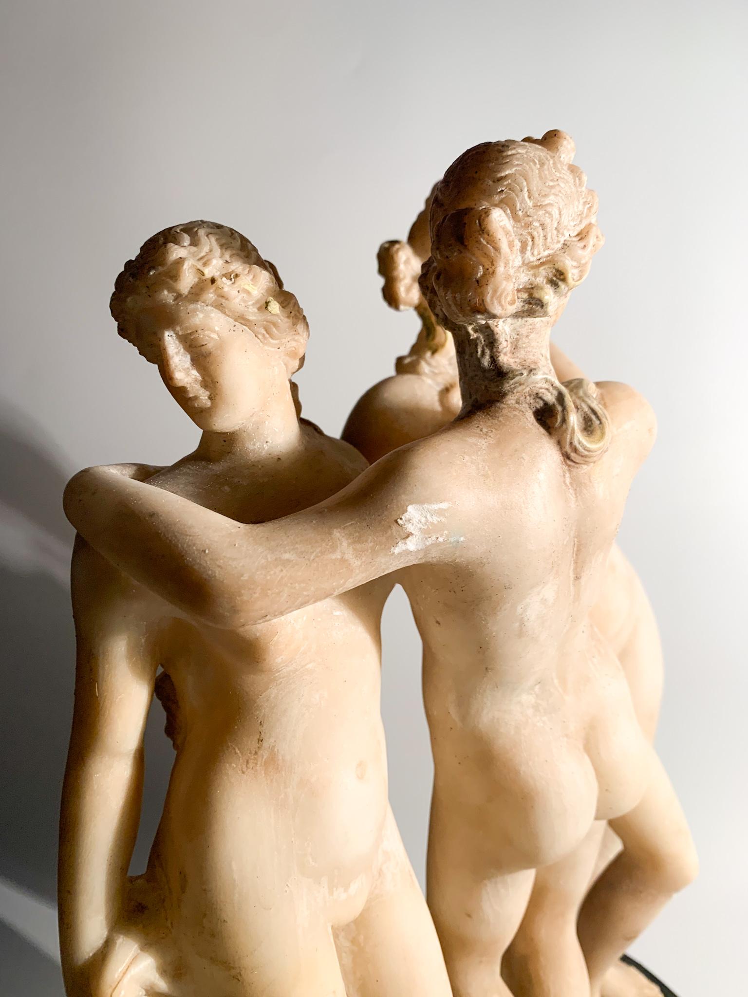 Italian Marble Sculpture of the Three Graces from the 1940s In Good Condition In Milano, MI
